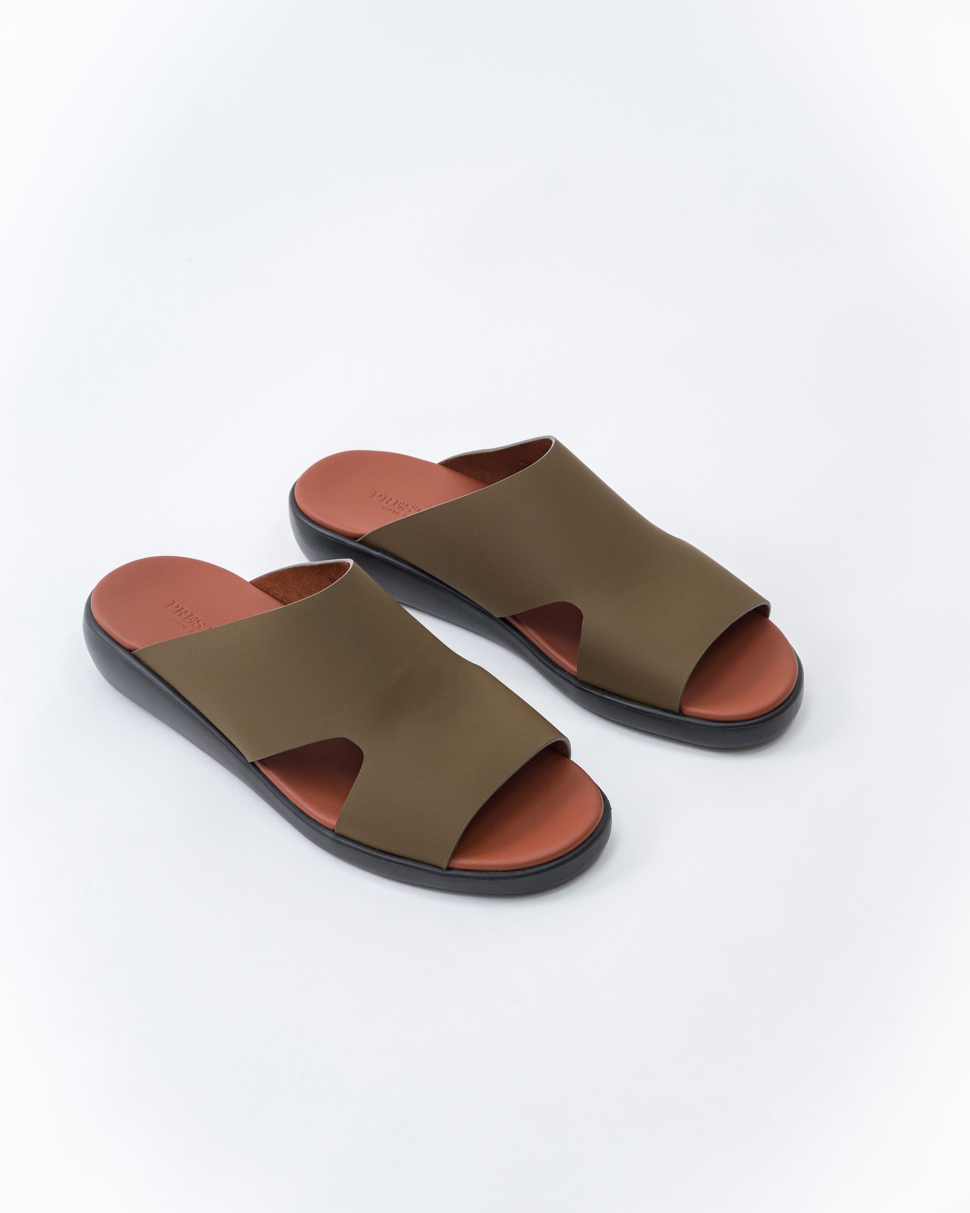 Men extralight sandals