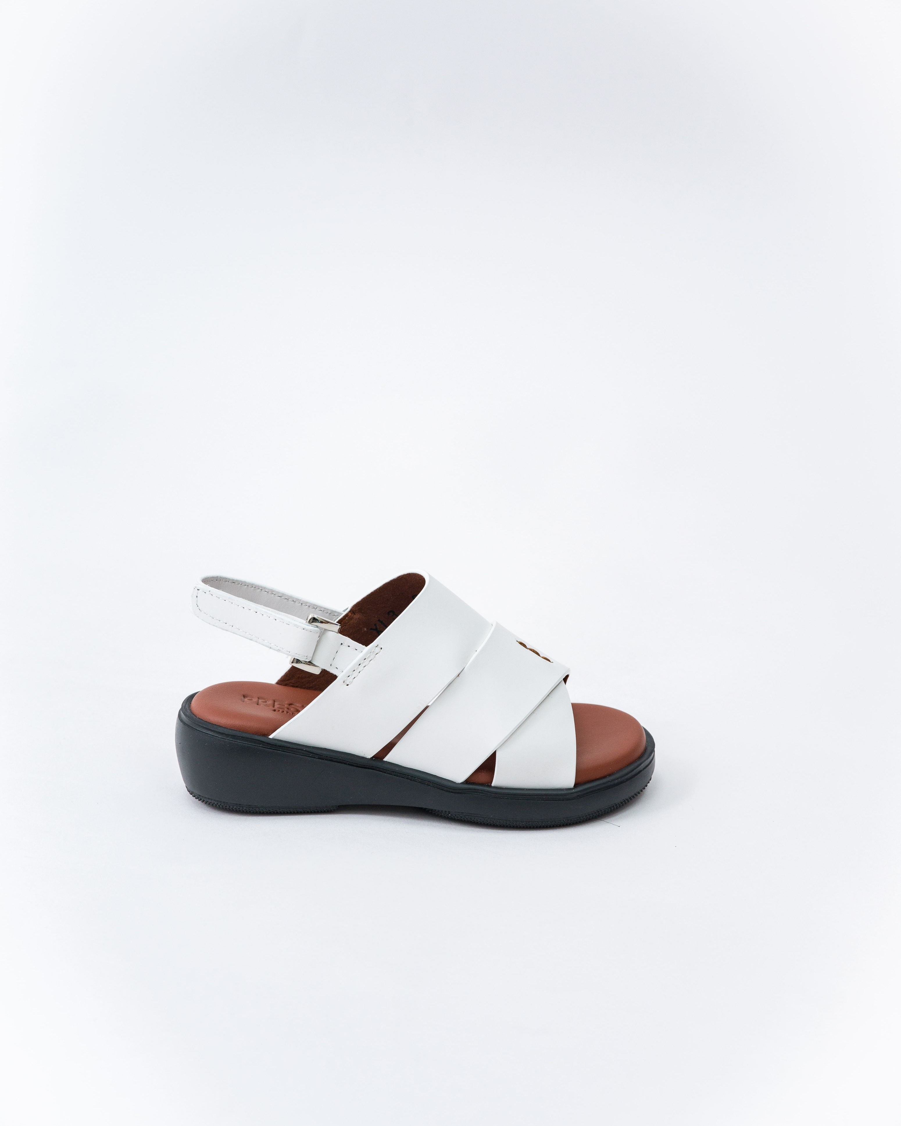 Baby extra light sandals with backstrap
