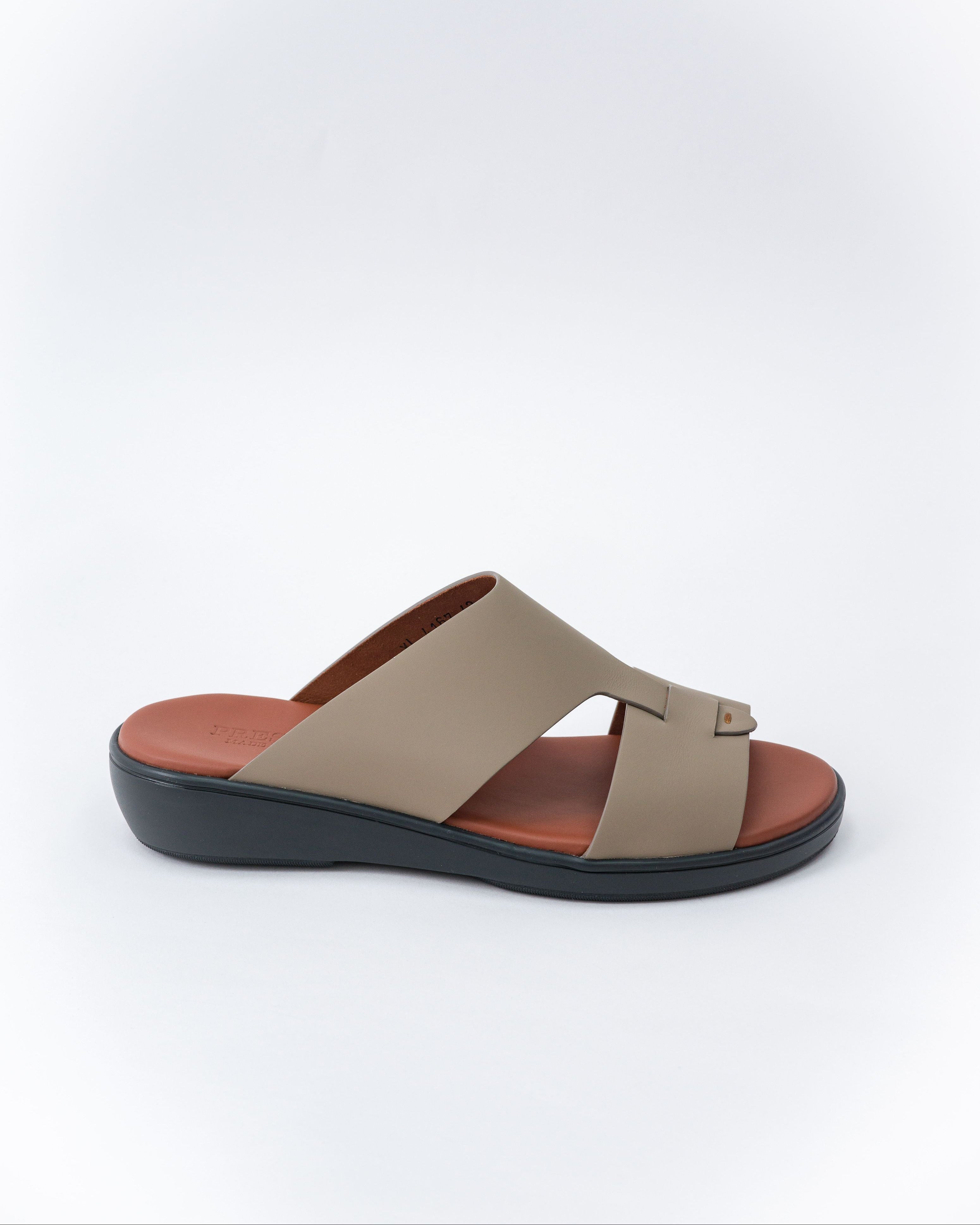 Prestige XL Classic Sandals