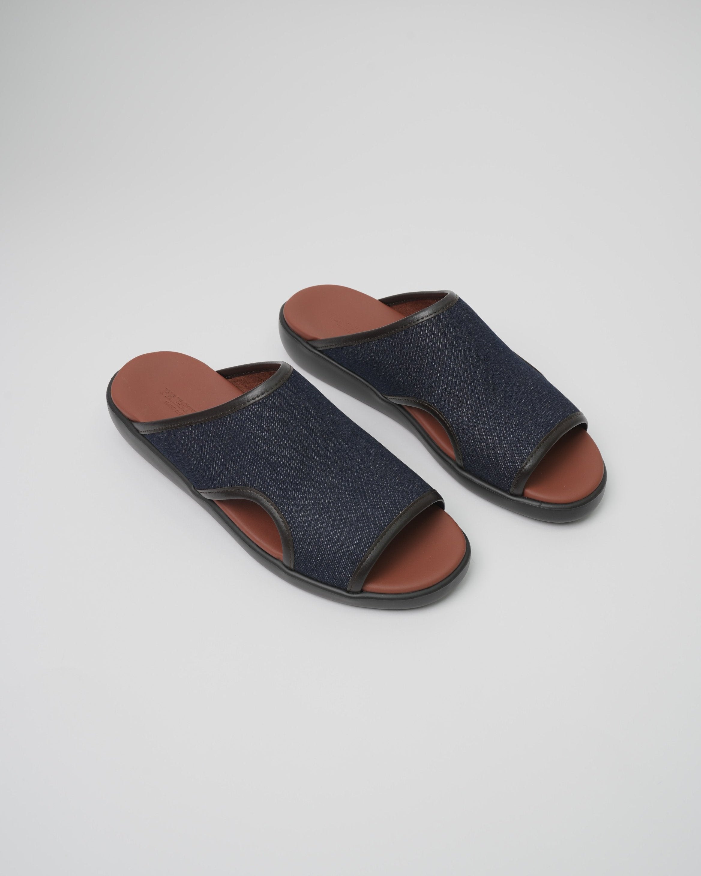 Extra light sandals men