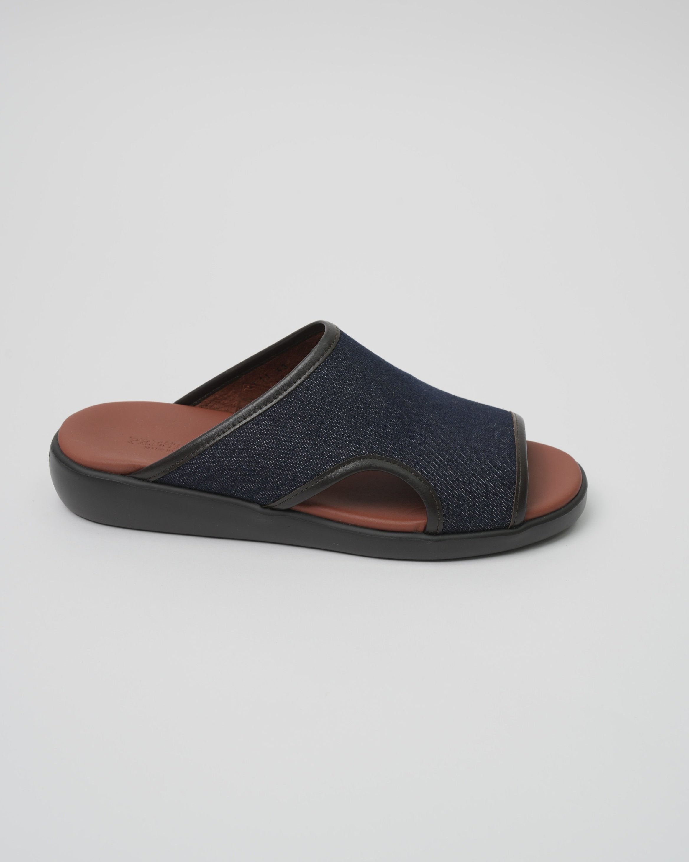 Extra light sandals men