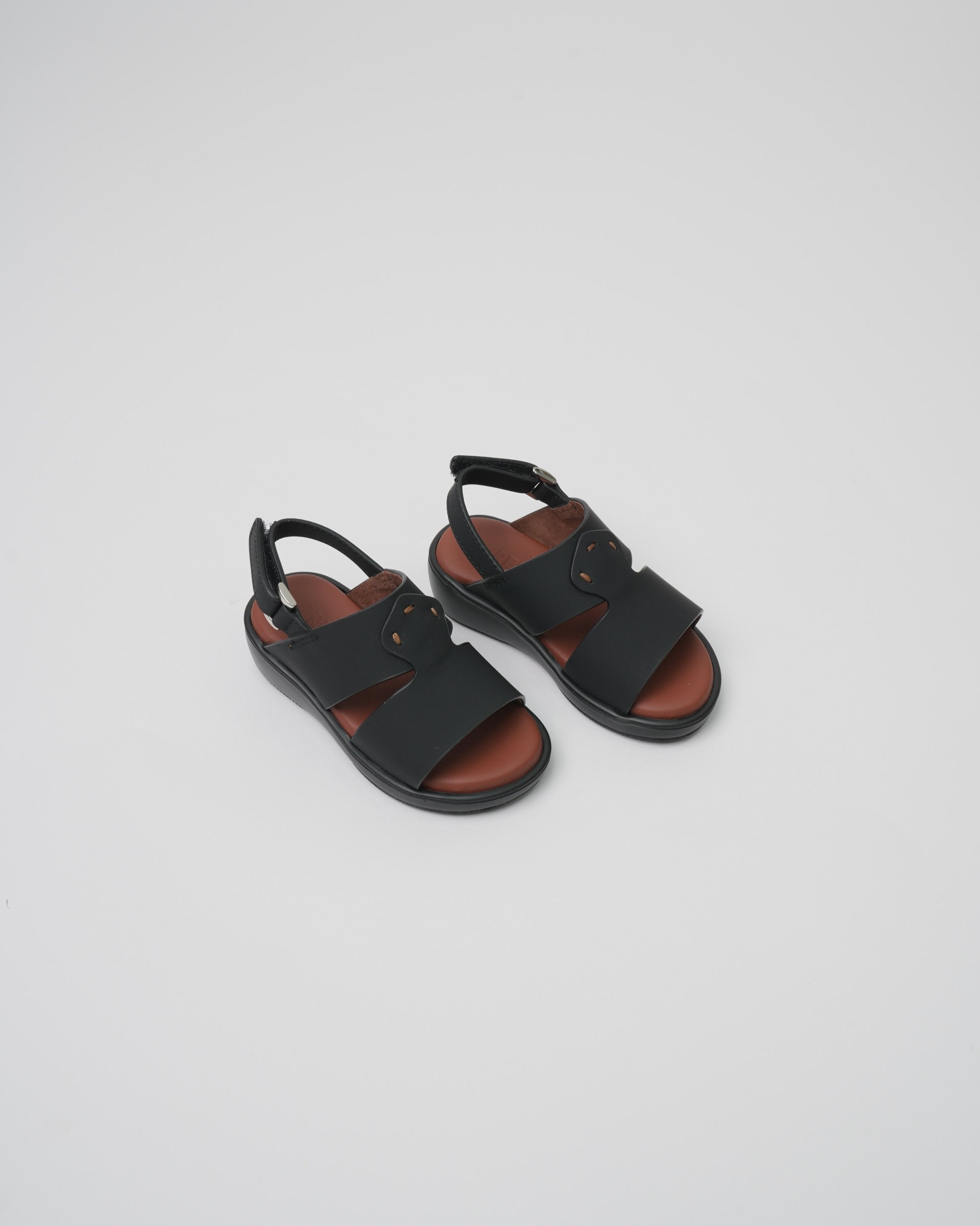 Baby extra light sandals with backstrap Made in Italy