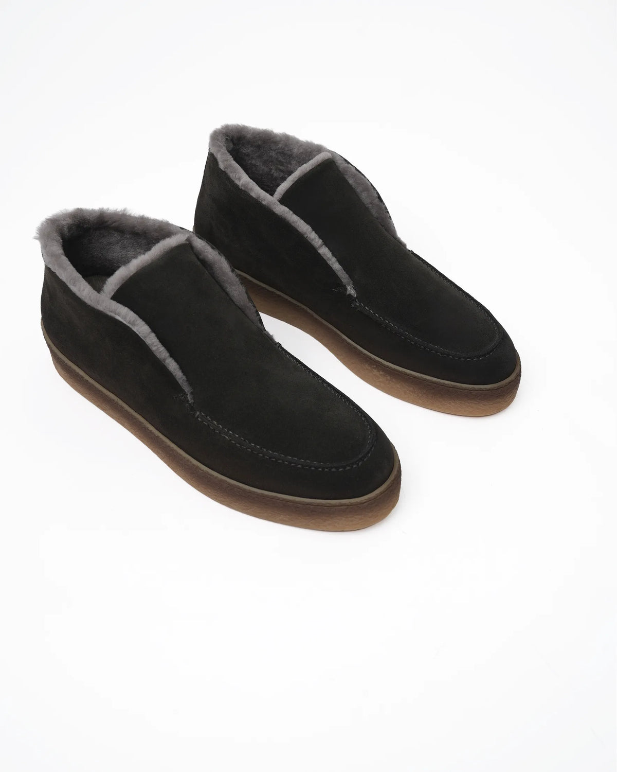 Men's Shearling-Lined Suede Slip-On Chukka - Black
