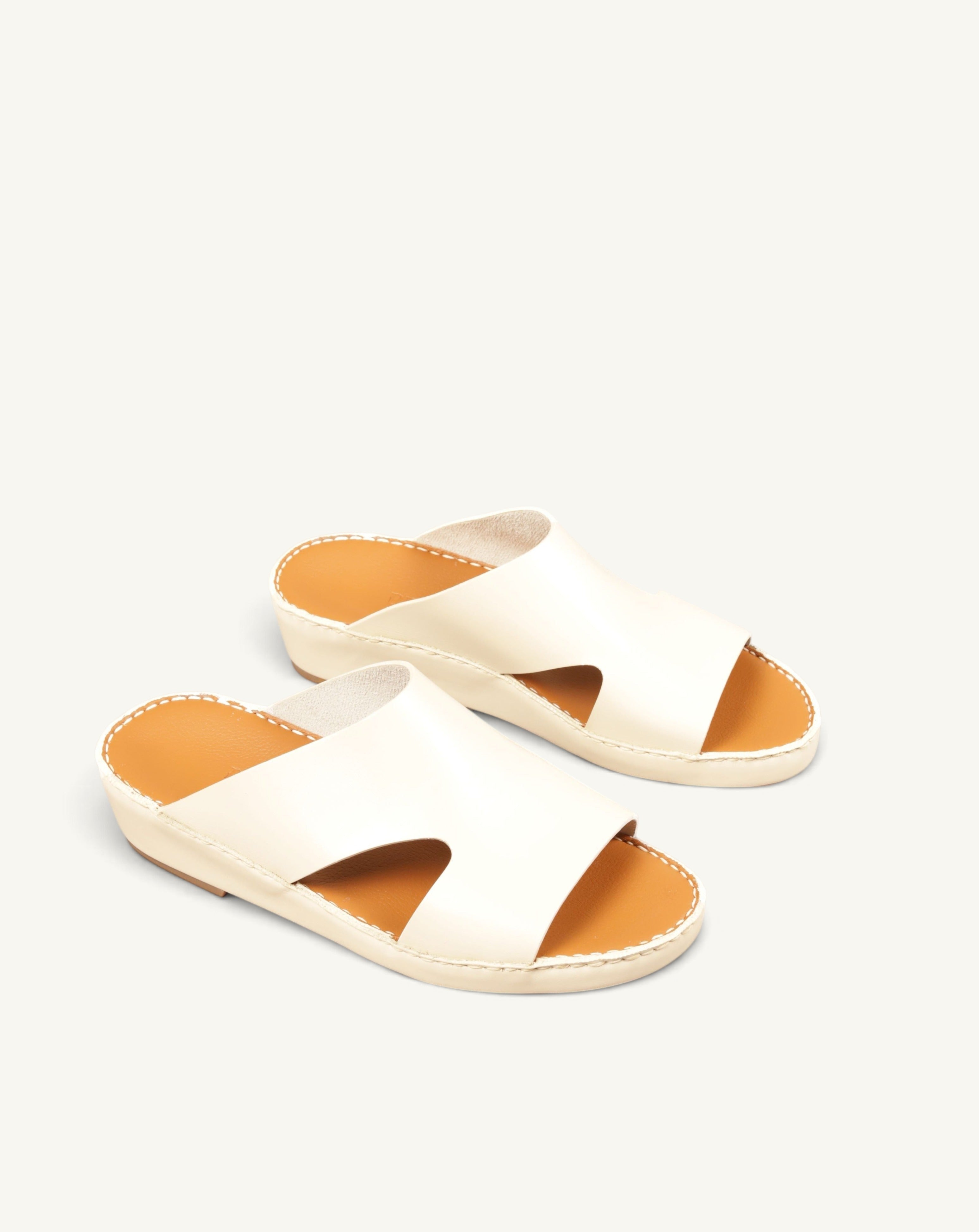 Legend NC Model 4327 Off White