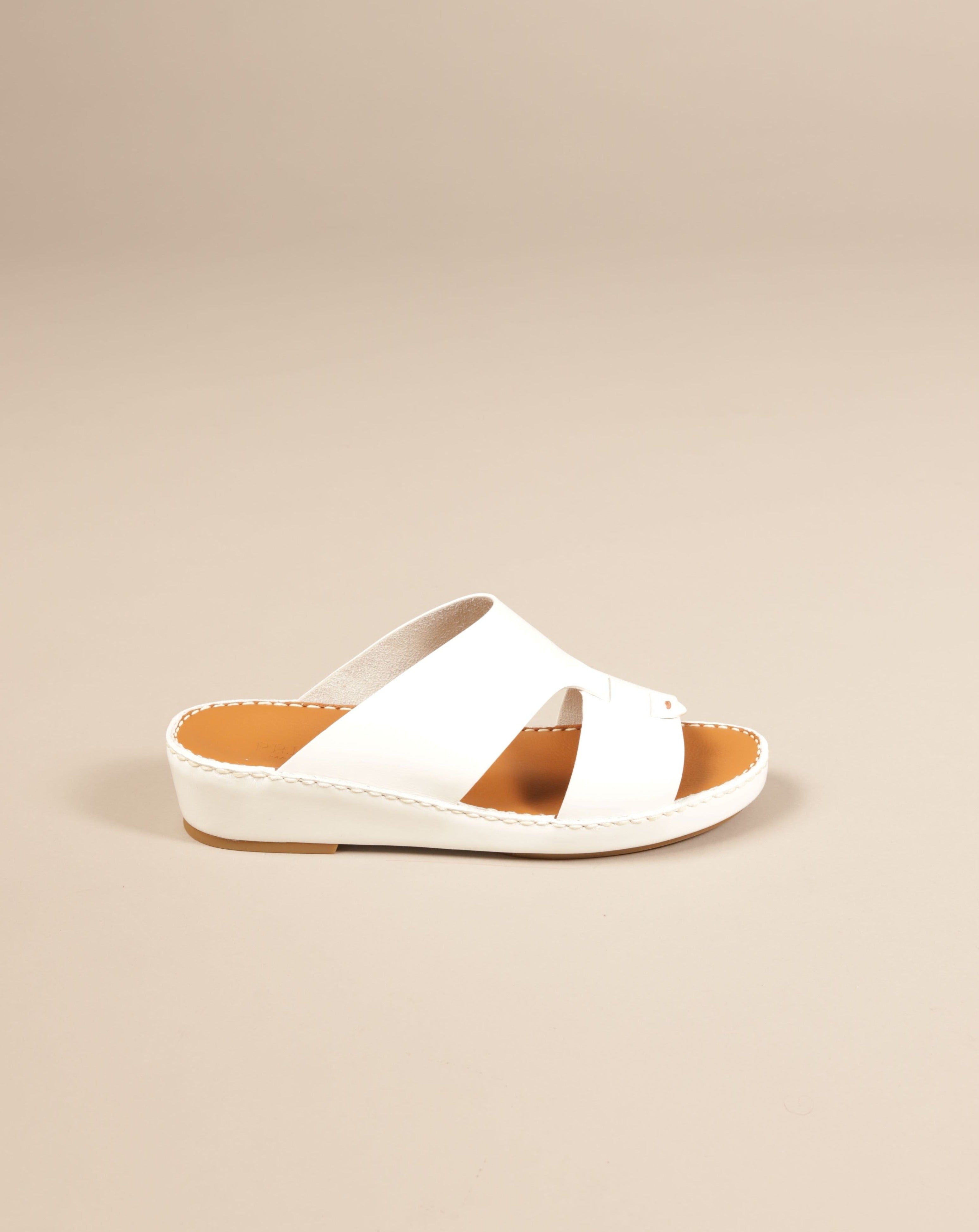 Heritage NC Model 4167 White