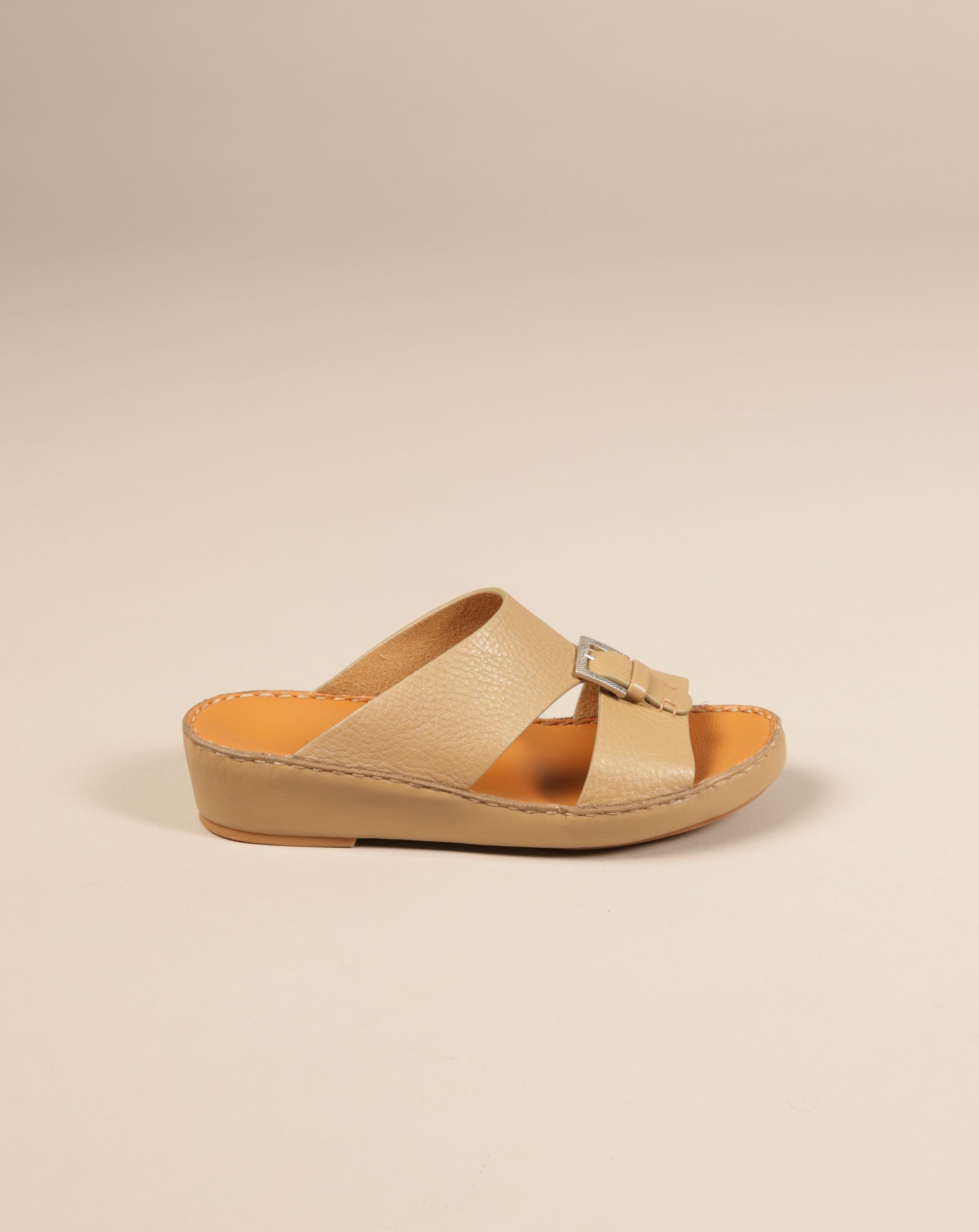 Trotter Model 189 Sharon Beige