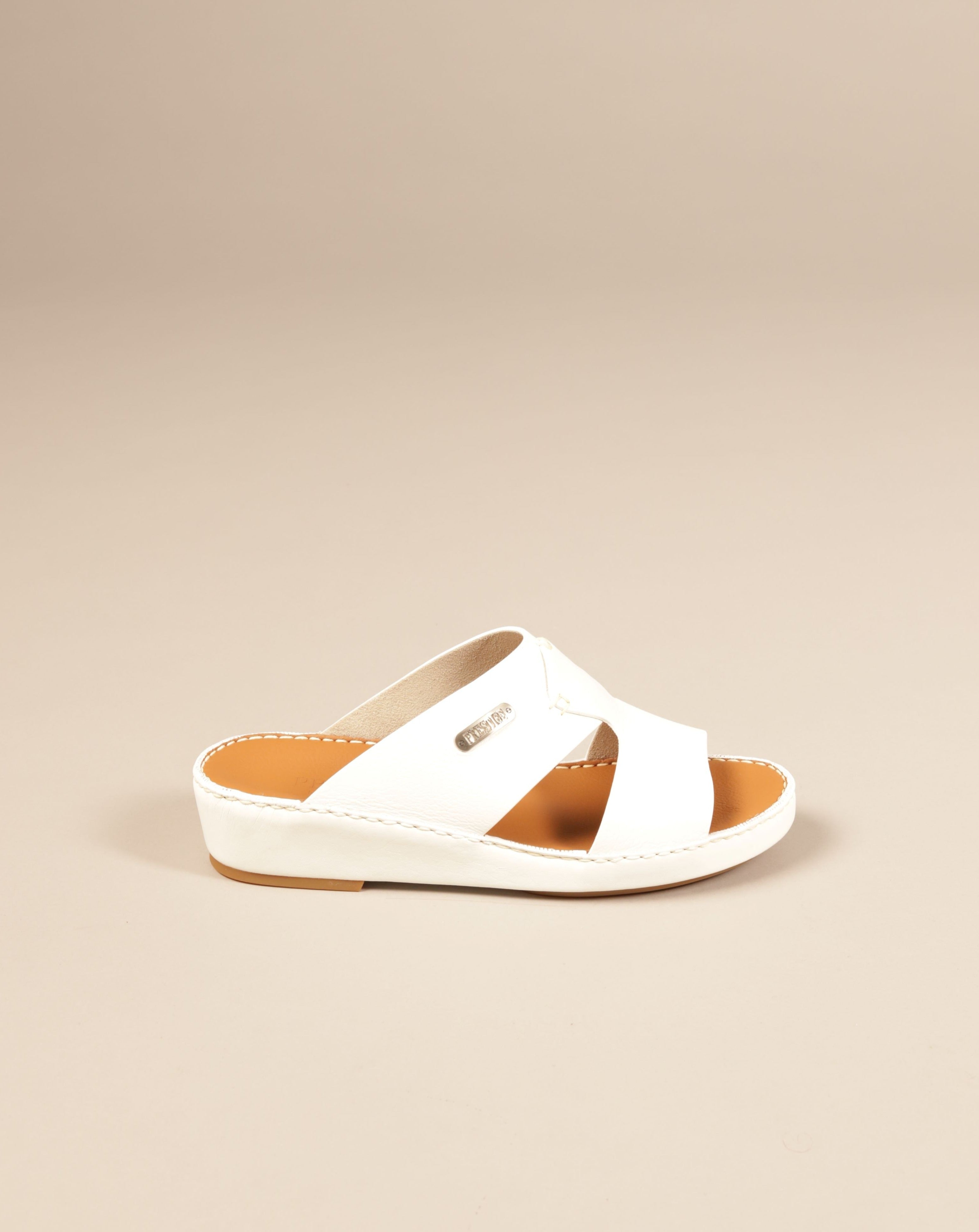 Trotter Model 190 White