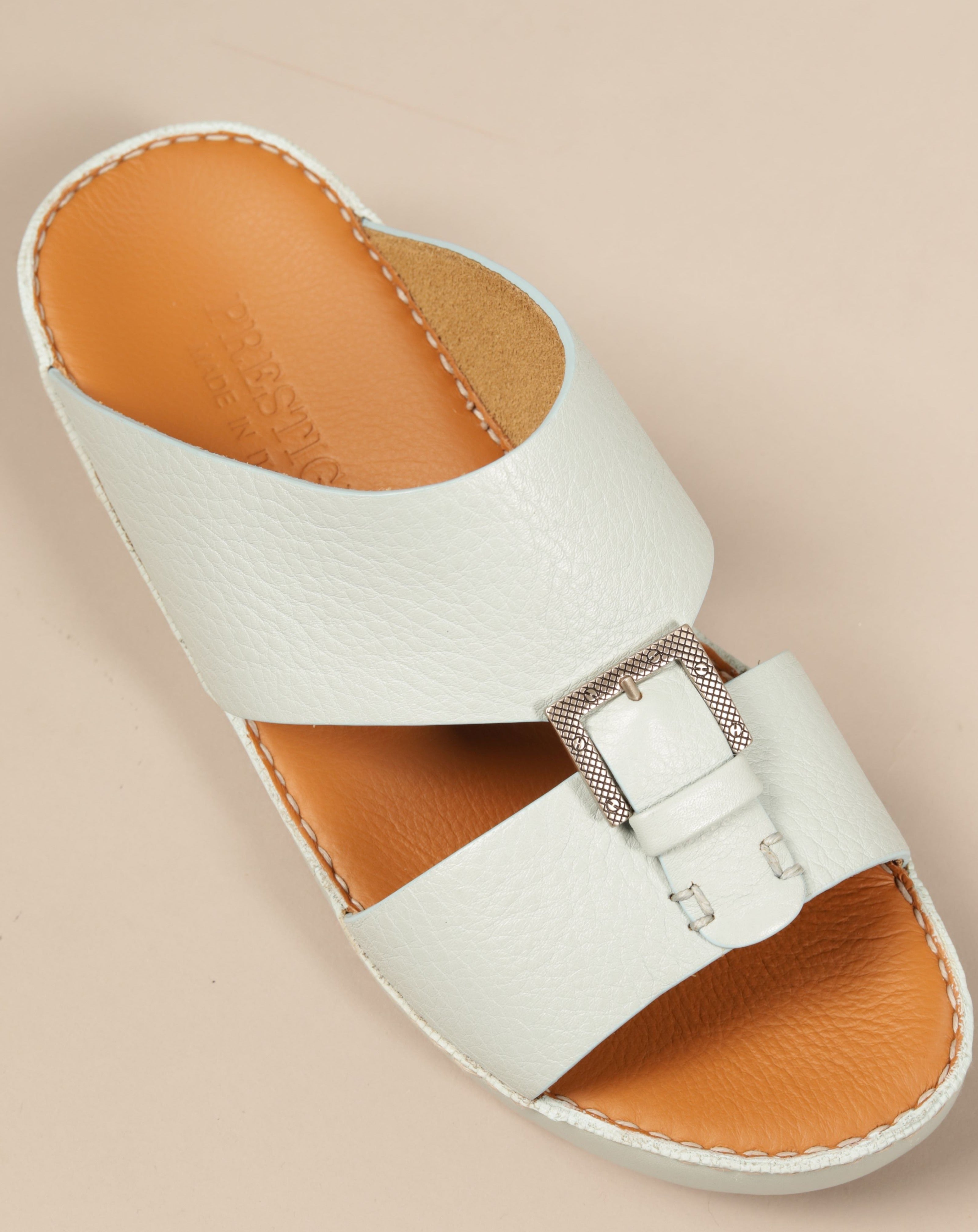Trotter Model 189 Light Blue