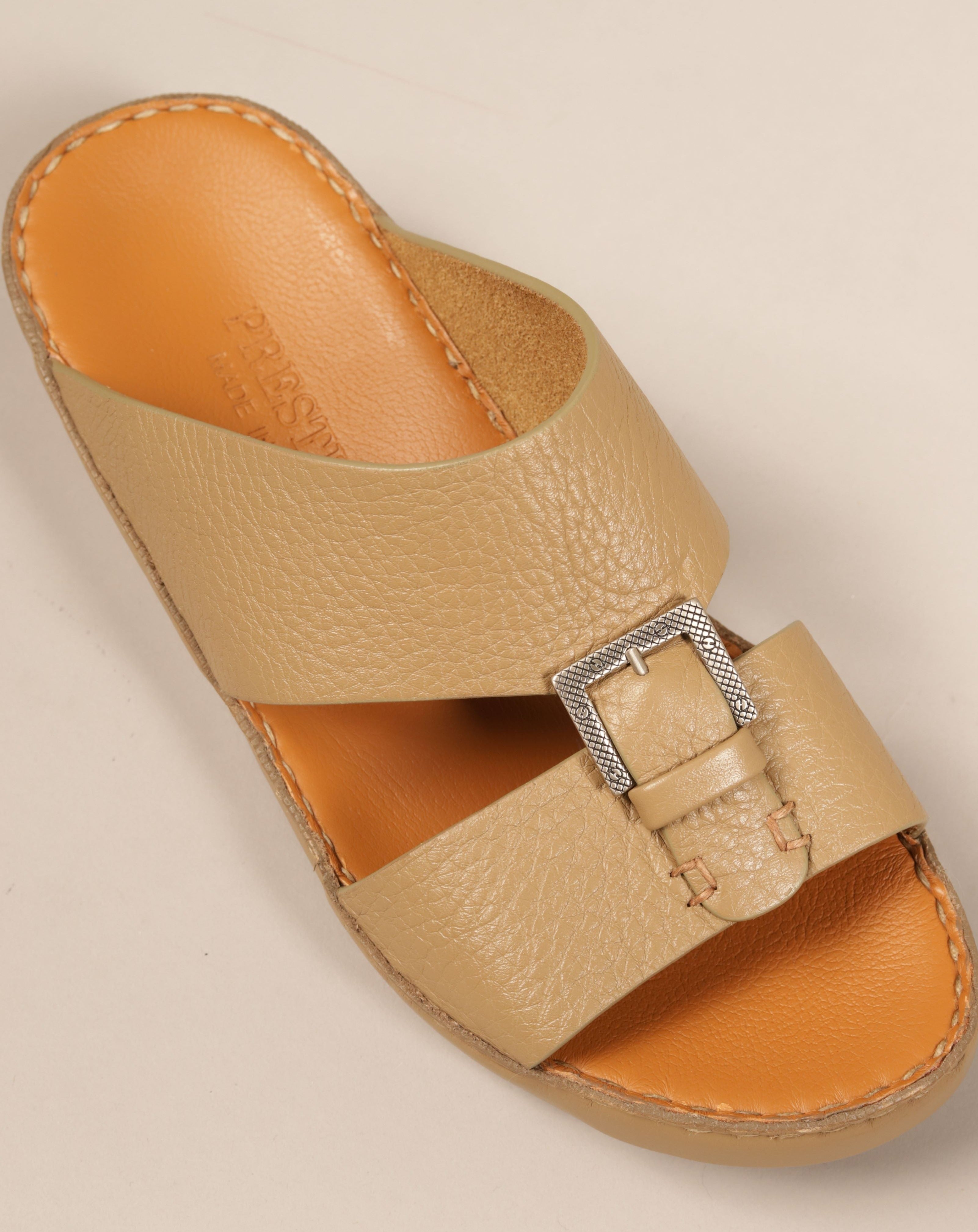 Trotter Model 189 Sharon Beige