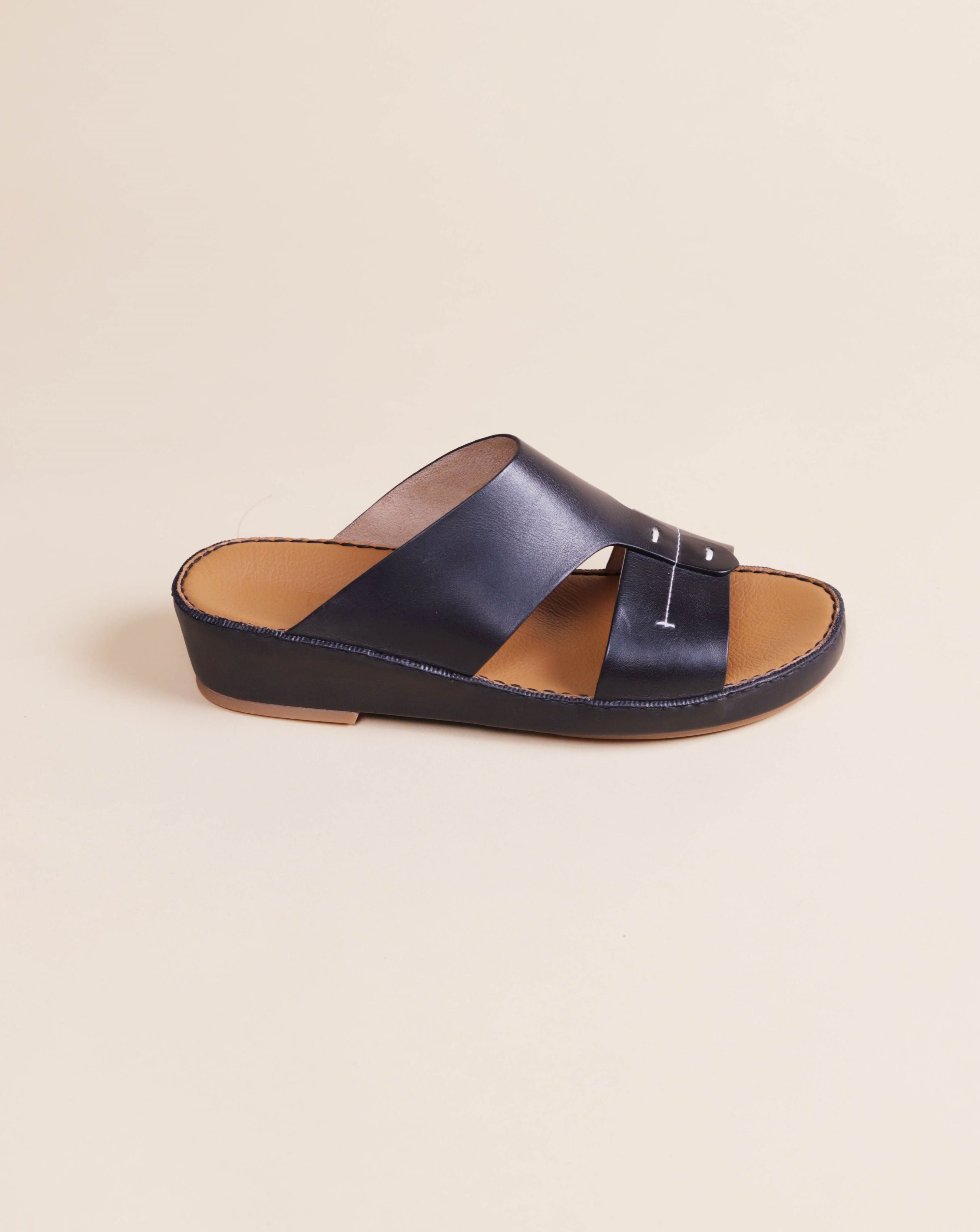 P3304 CARACTERE NC BLACK