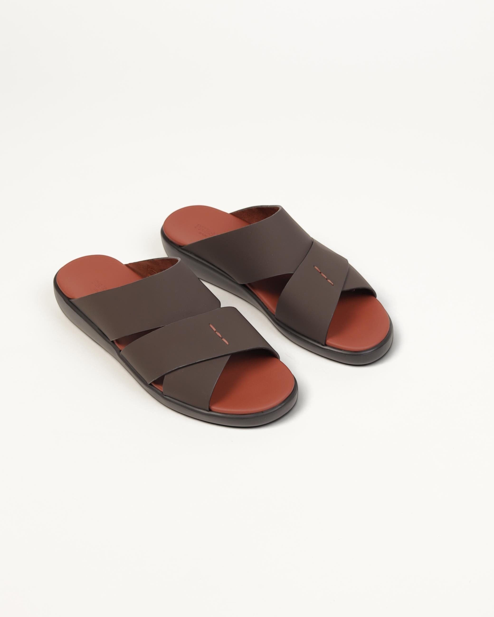 Prestige PG-XL3 Lord Gommato cocoa men's extra light sandals with crisscross straps and a comfortable footbed