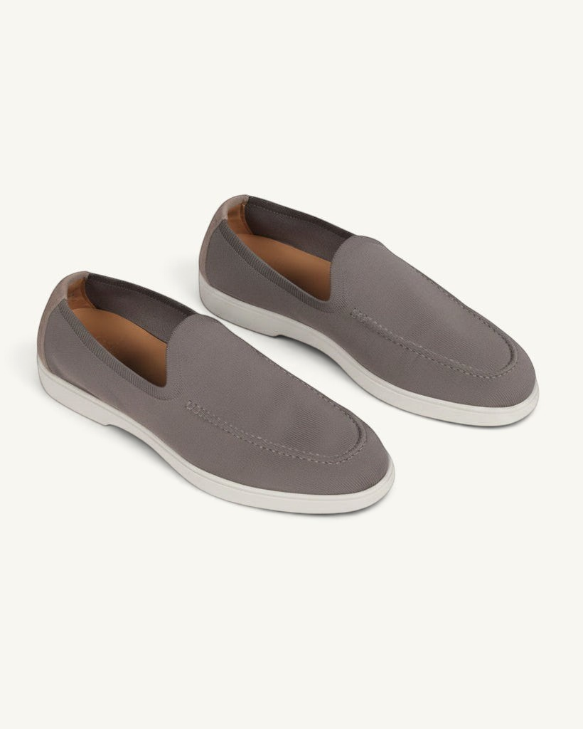 Prestige PS-U5320 Flexy Active loafers in dark grey with a slip-on design and white rubber soles.