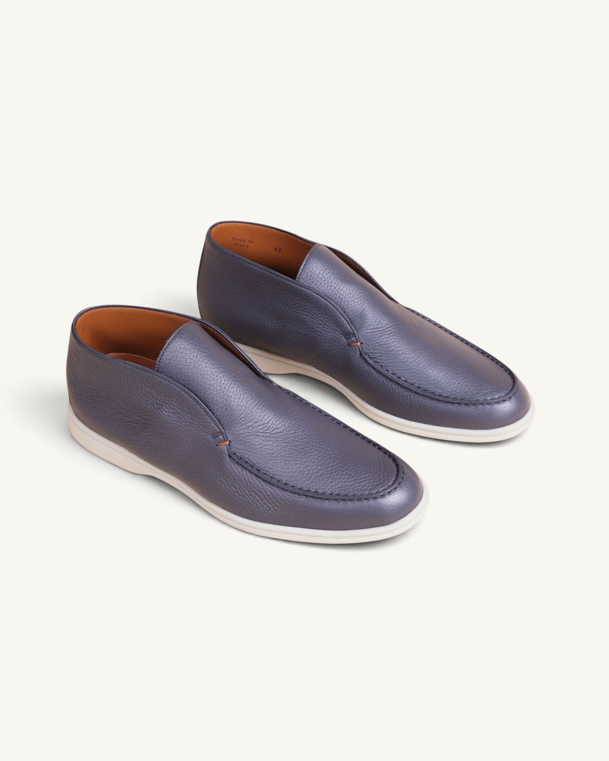 Prestige PDL092C ankle boots in deer grey pebbled leather with a white rubber sole and slip-on design.