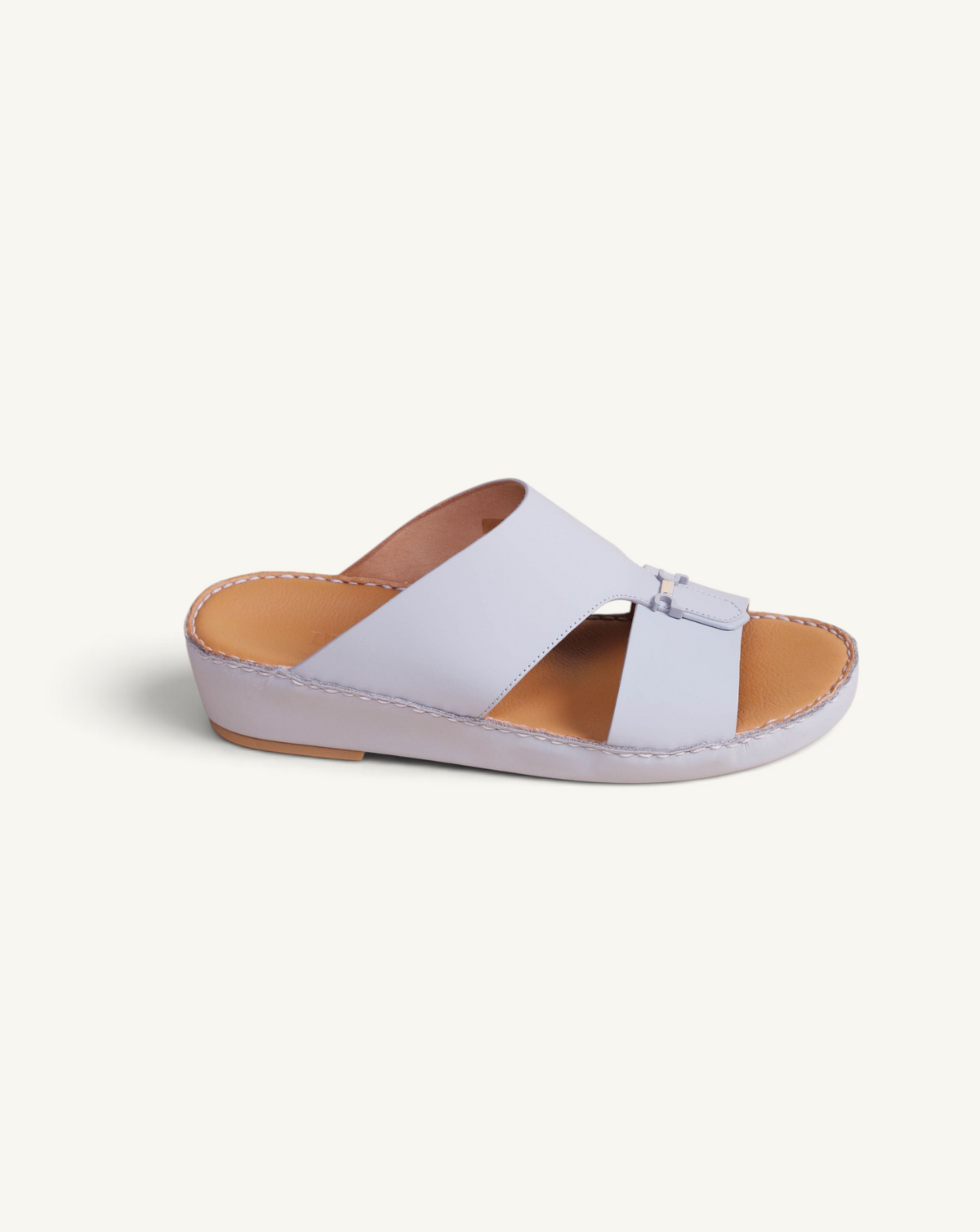 Prestige men classic sandals in matt perla light grey leather with a comfortable tan footbed and side buckle detail.
