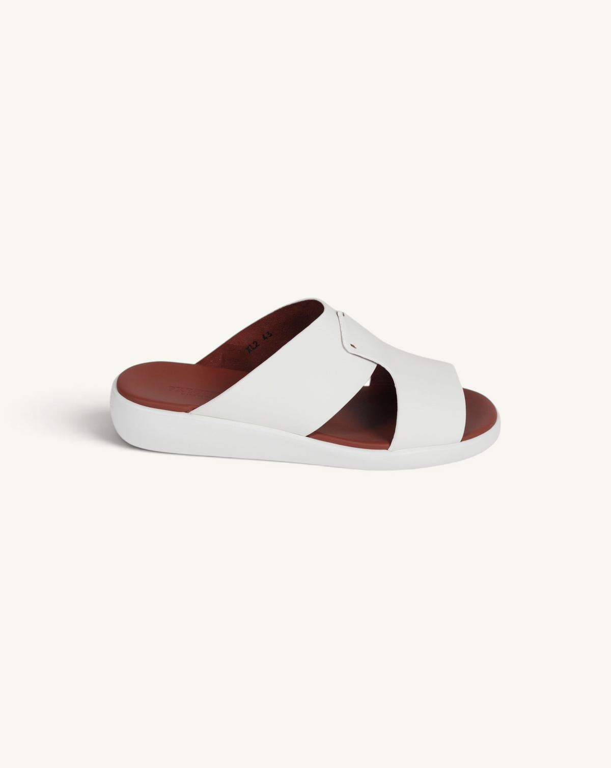 Prestige PG-XL2 Gommato white slide sandal with a smooth leather upper and a contrasting brown footbed