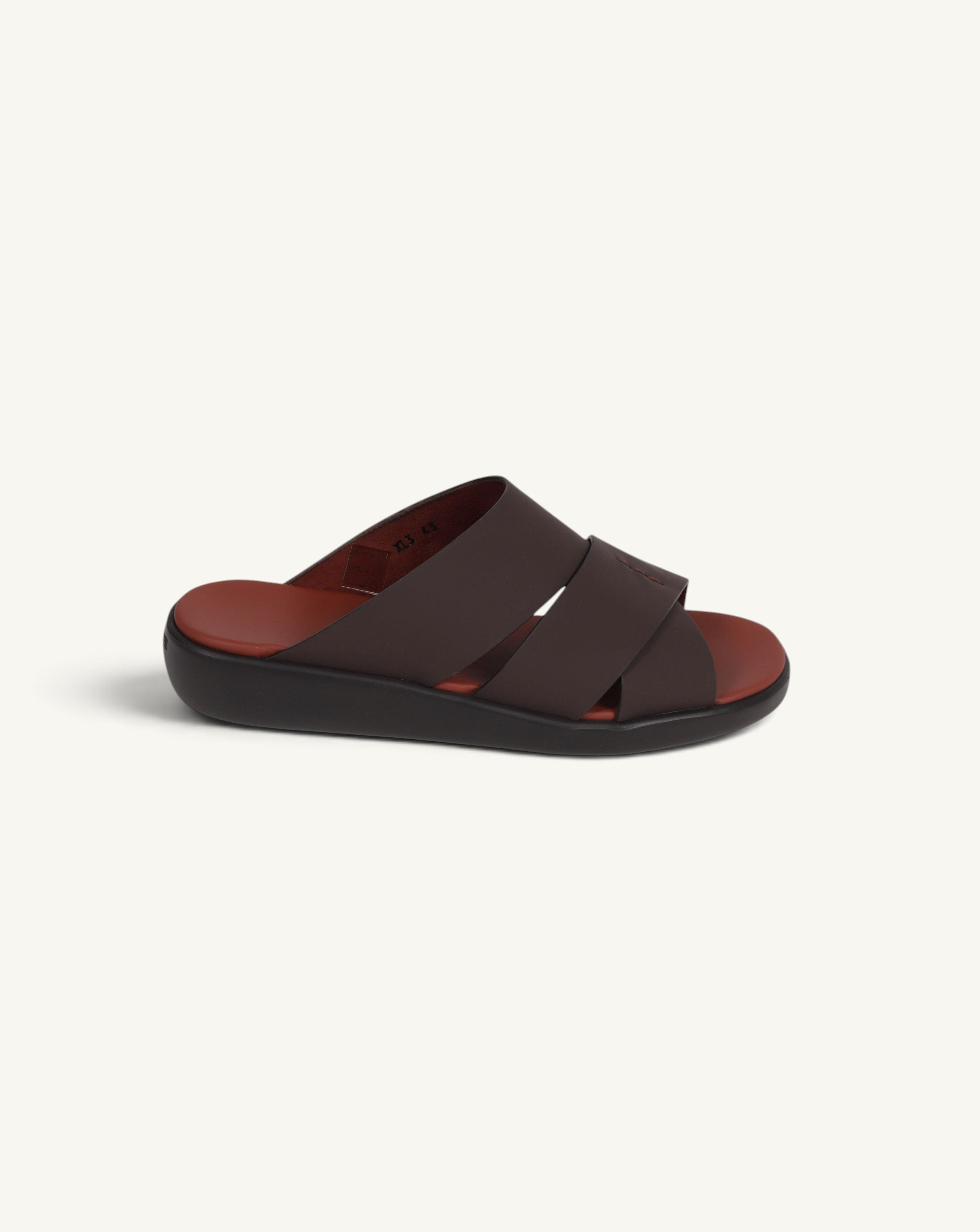 Prestige PG-XL3 Gommato Nutella slide sandal in dark brown rubber with a comfortable contoured footbed