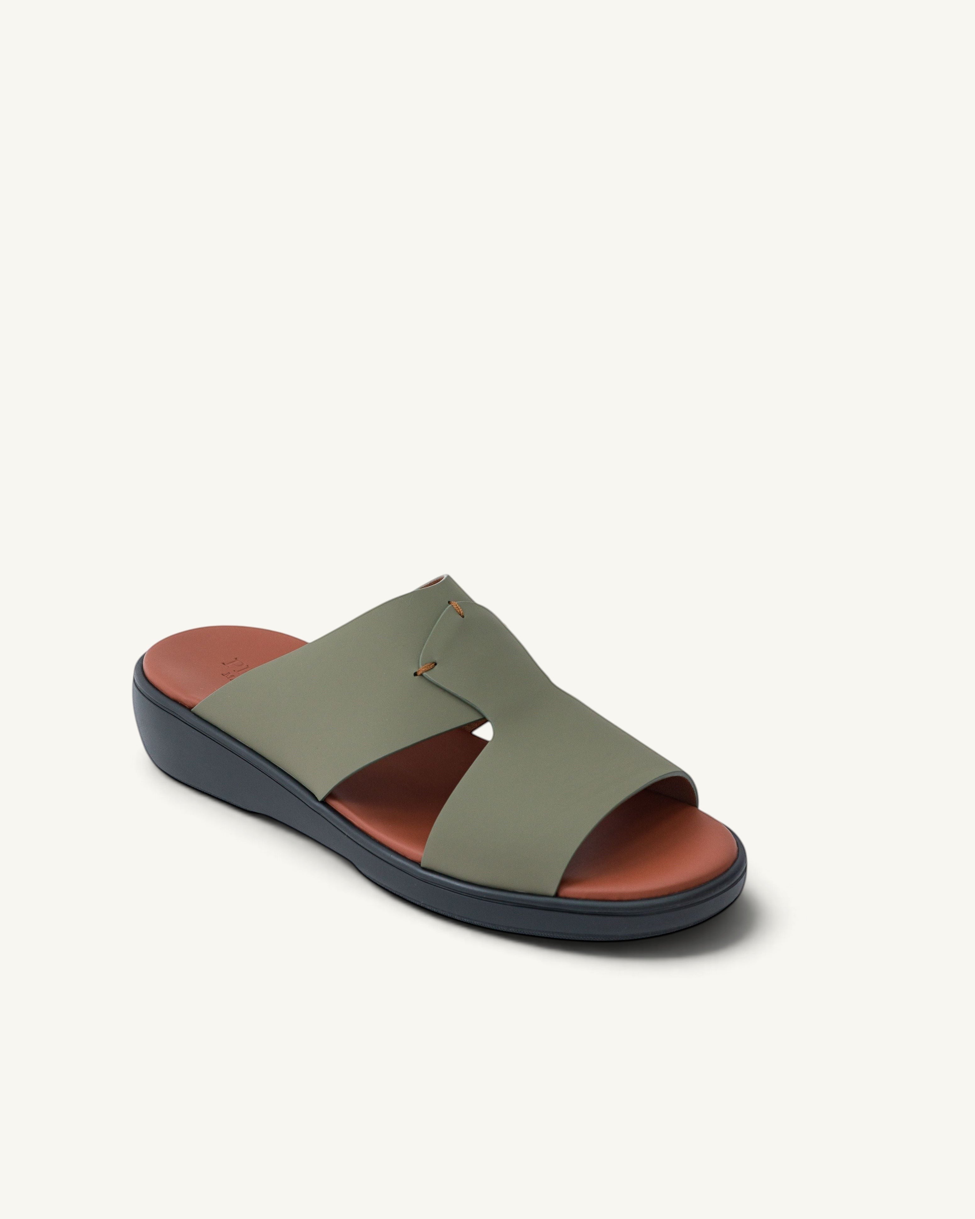 Prestige XL Classic Sandals