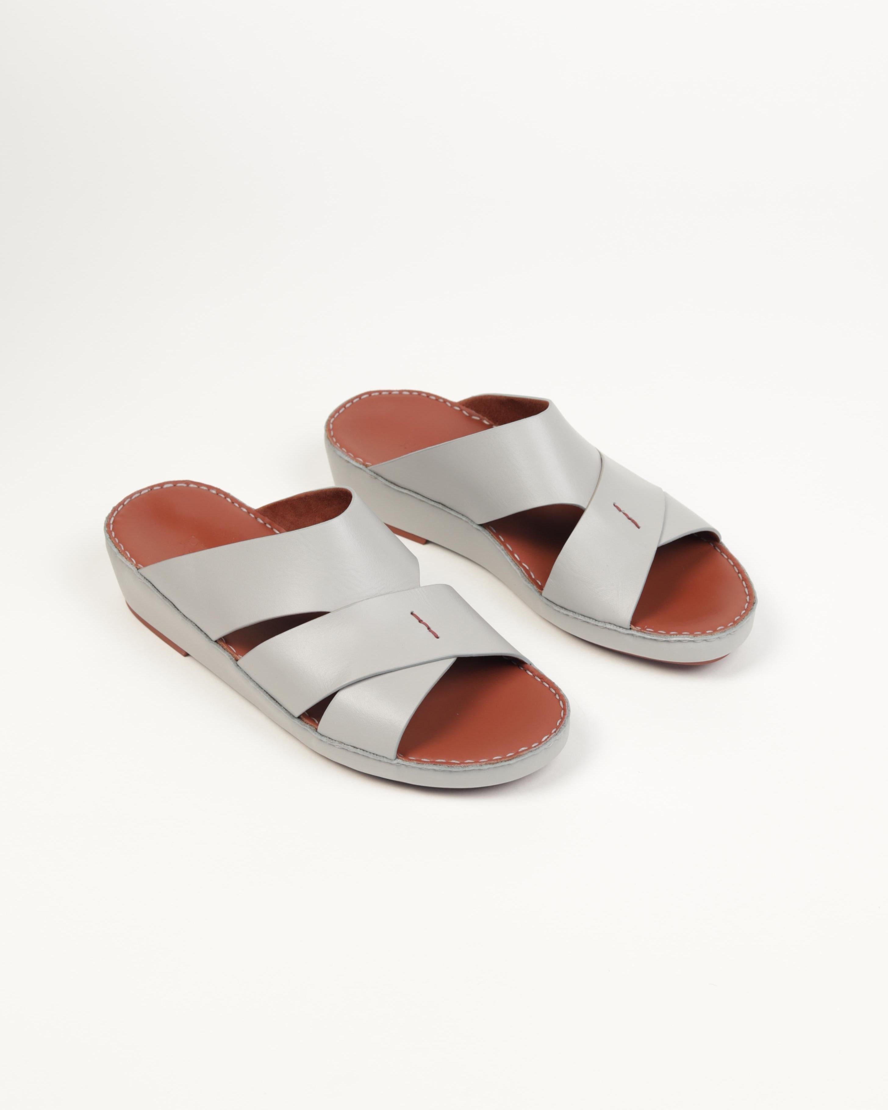 Premium men's sandals in the UAE, crafted from genuine Italian and natural leather.