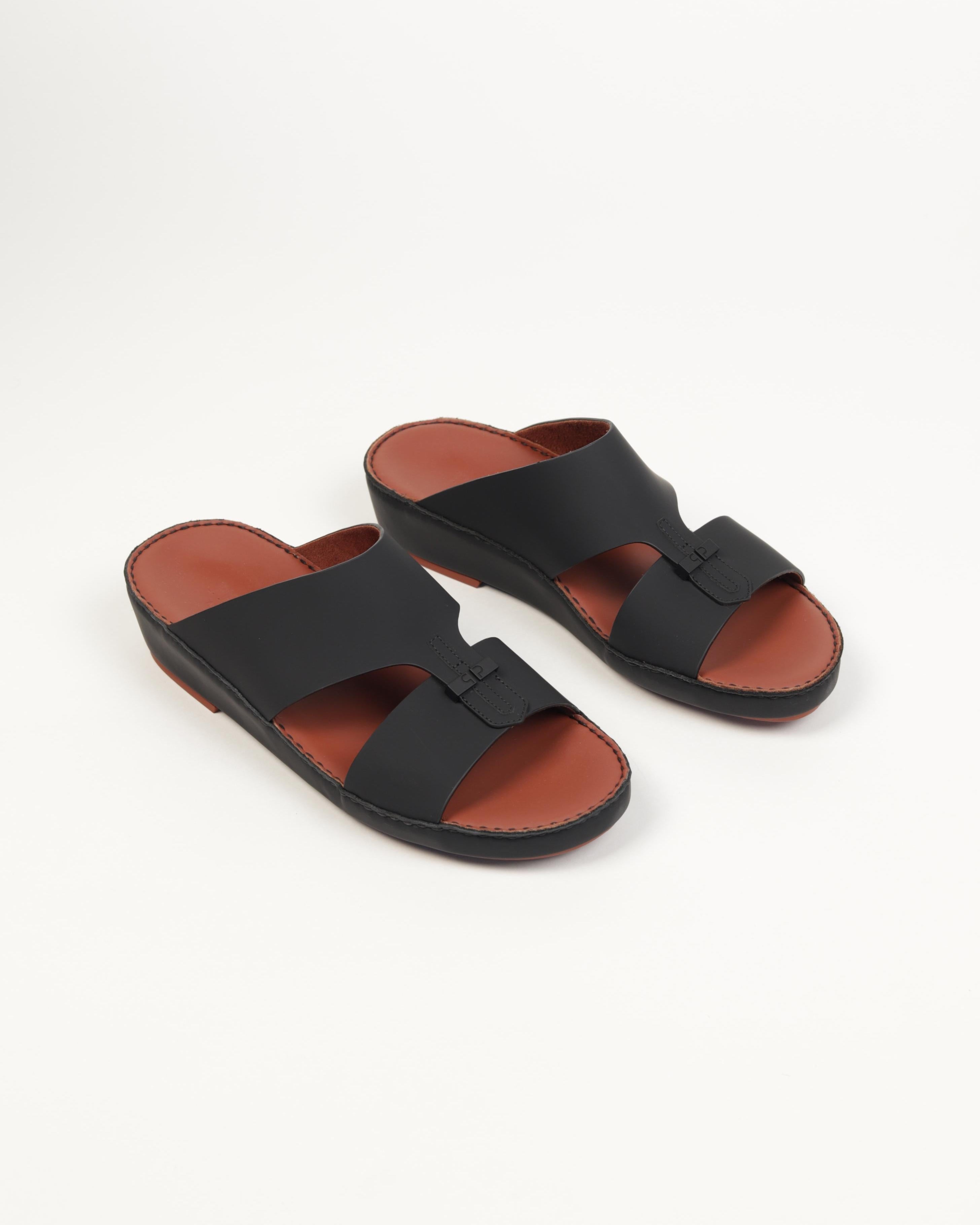 Premium men's sandals in the UAE, crafted from genuine Italian and natural leather.