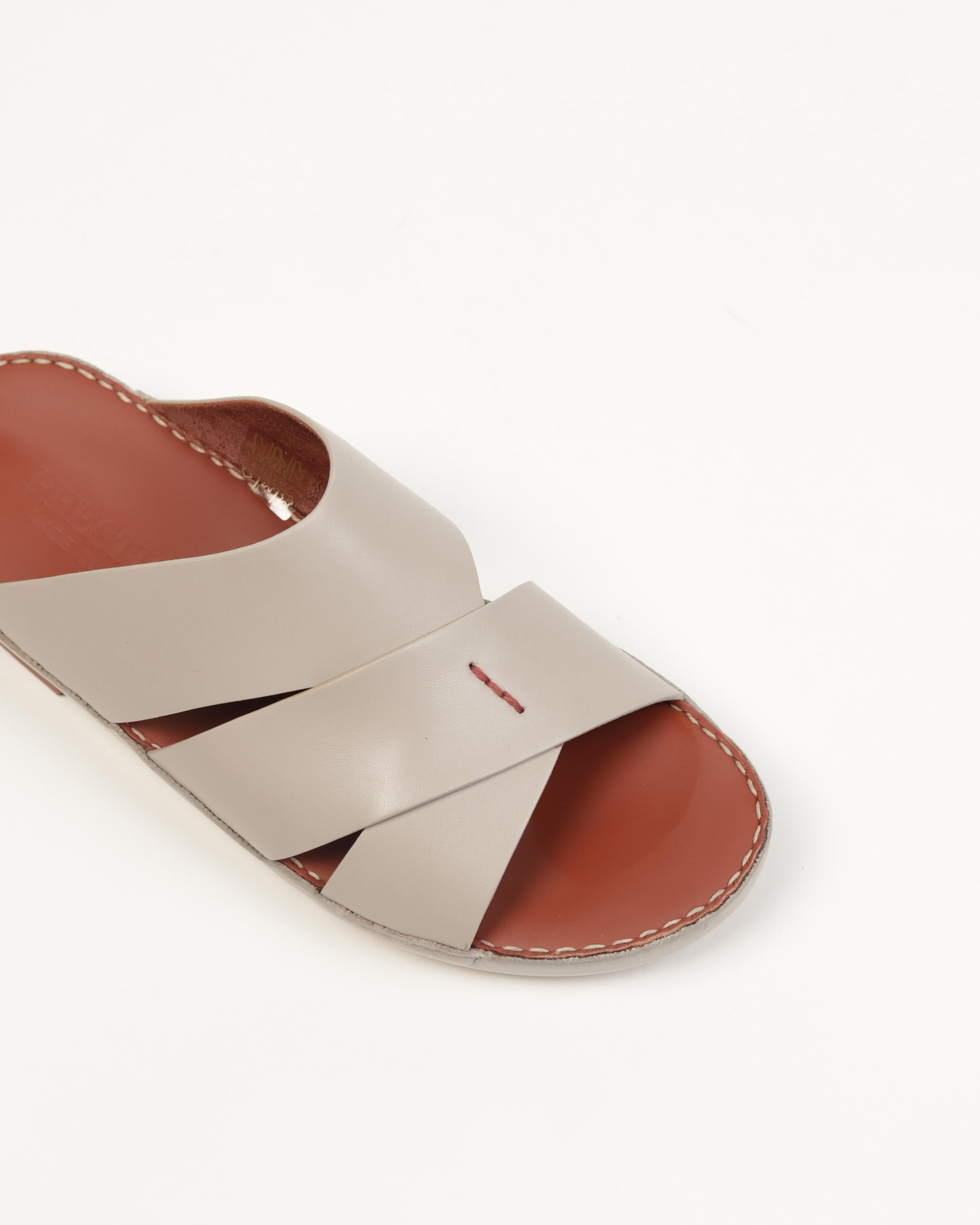 Premium men's sandals in the UAE, crafted from genuine Italian and natural leather.