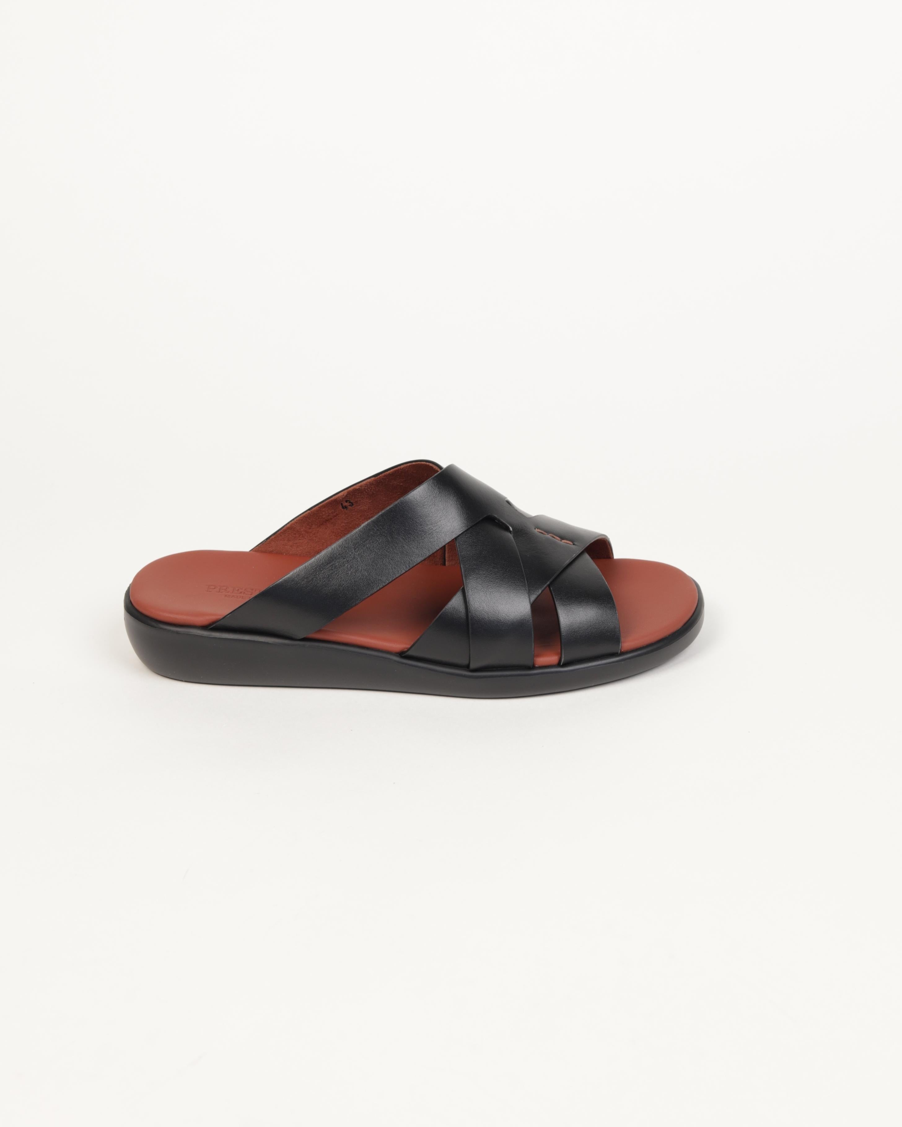 Men extra light soft sandals UAE