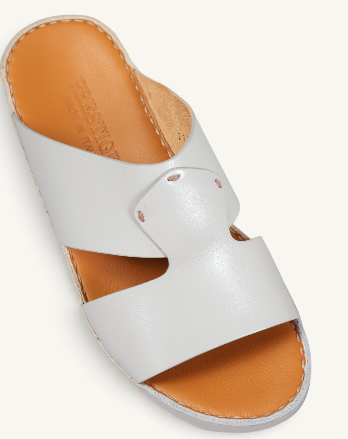 P4168 Heritage NC Light Grey