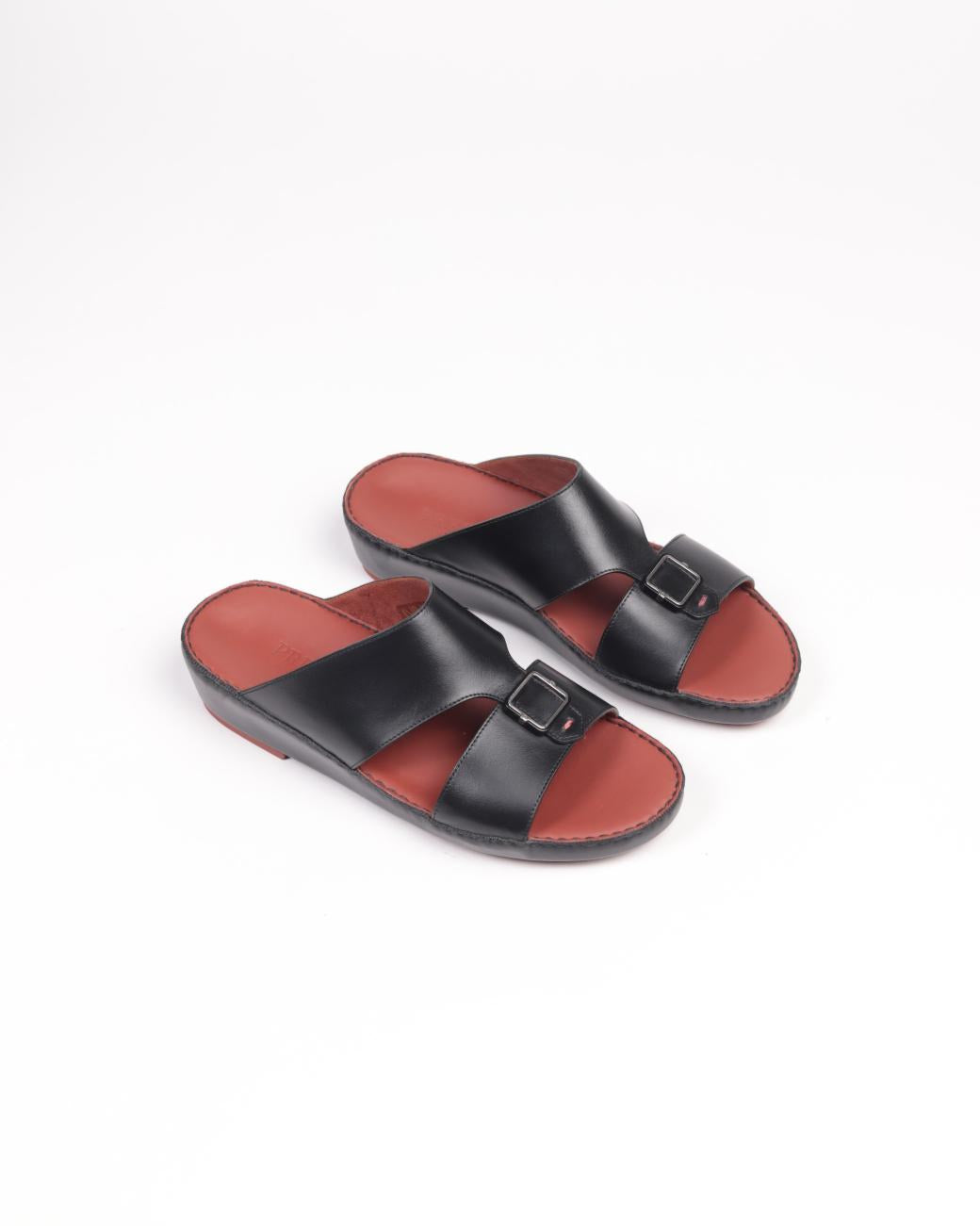 Premium men's sandals in the UAE, crafted from genuine Italian and natural leather.