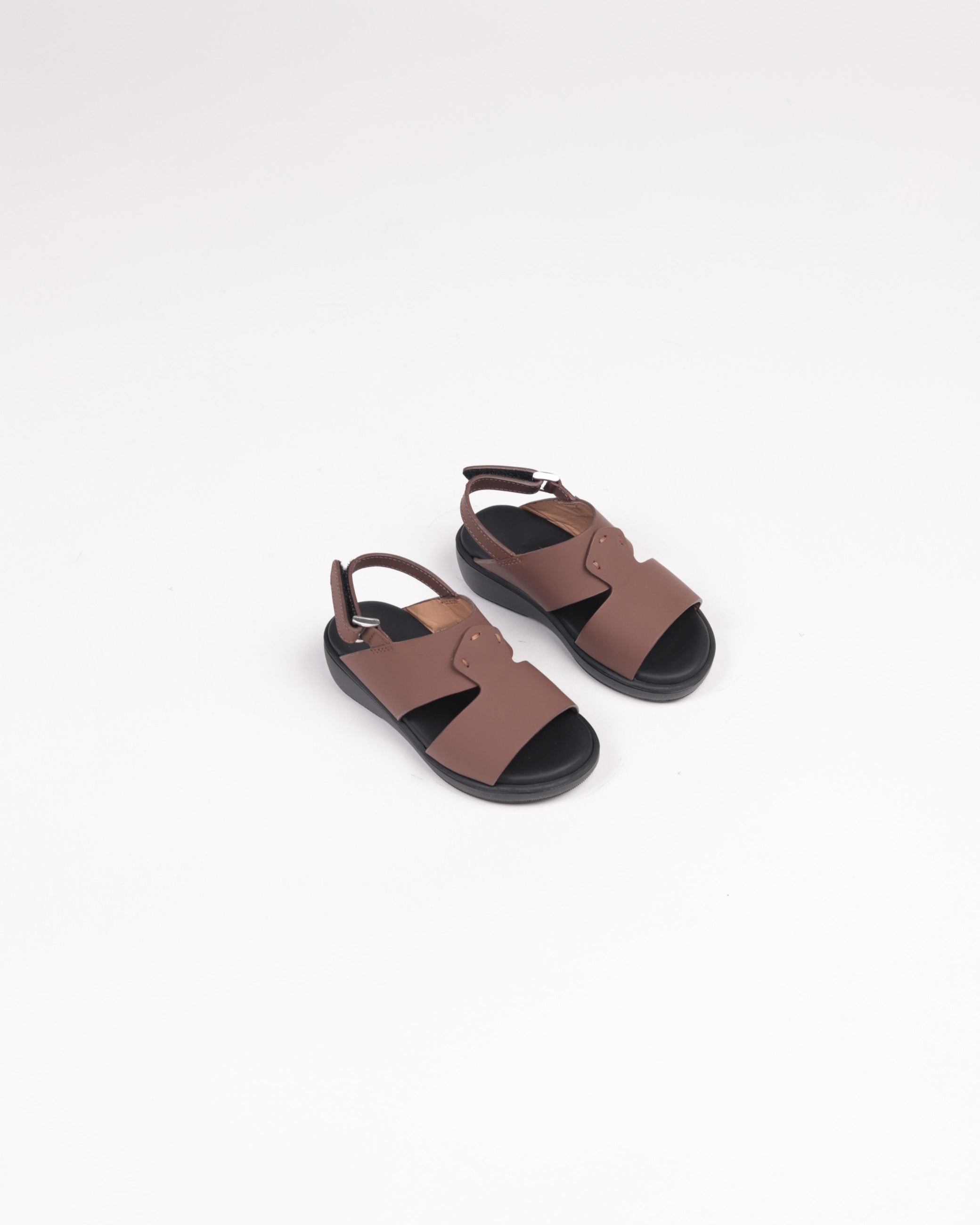 Baby extra light sandals with backstrap Made in Italy