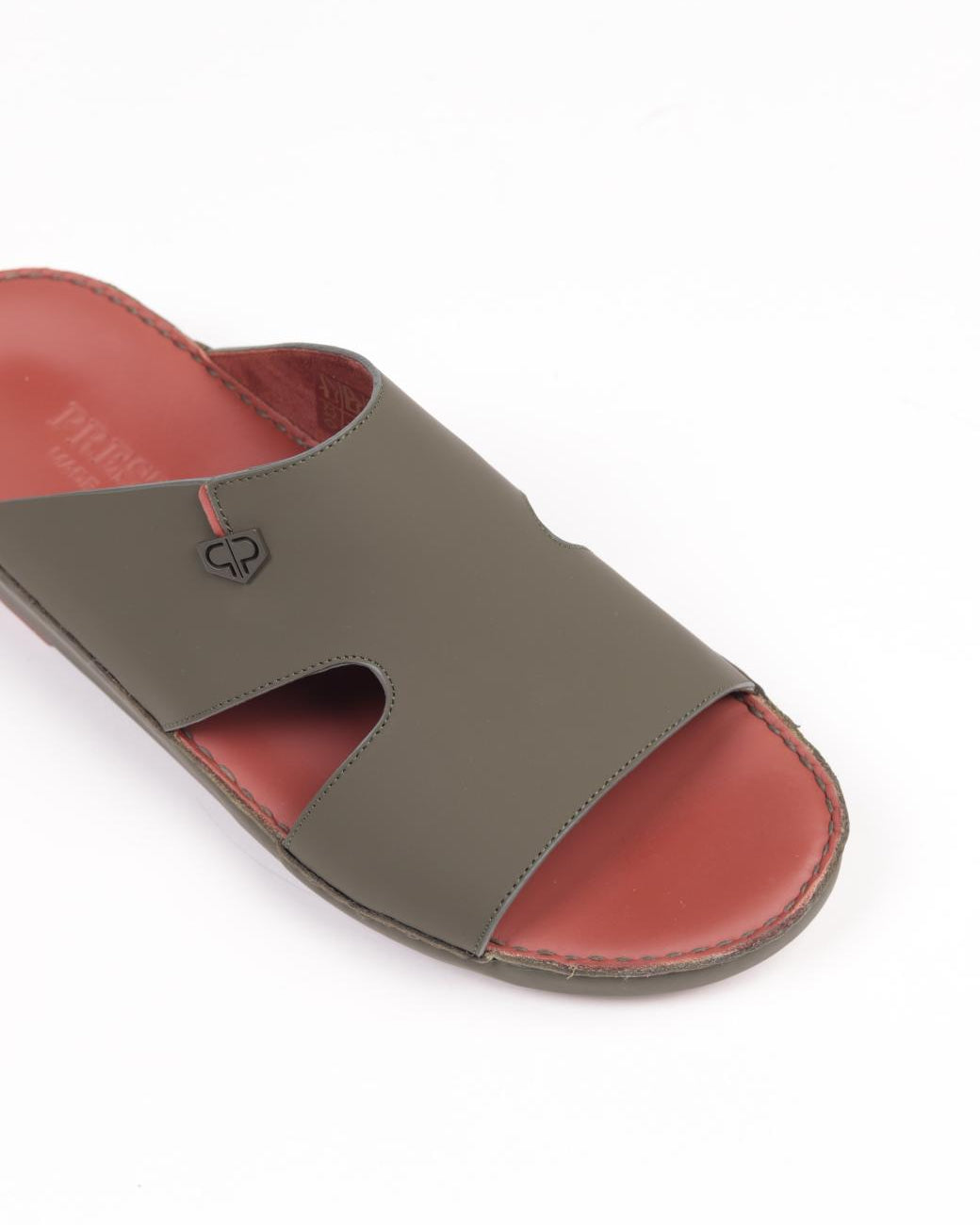 Premium men's sandals in the UAE, crafted from genuine Italian and natural leather.