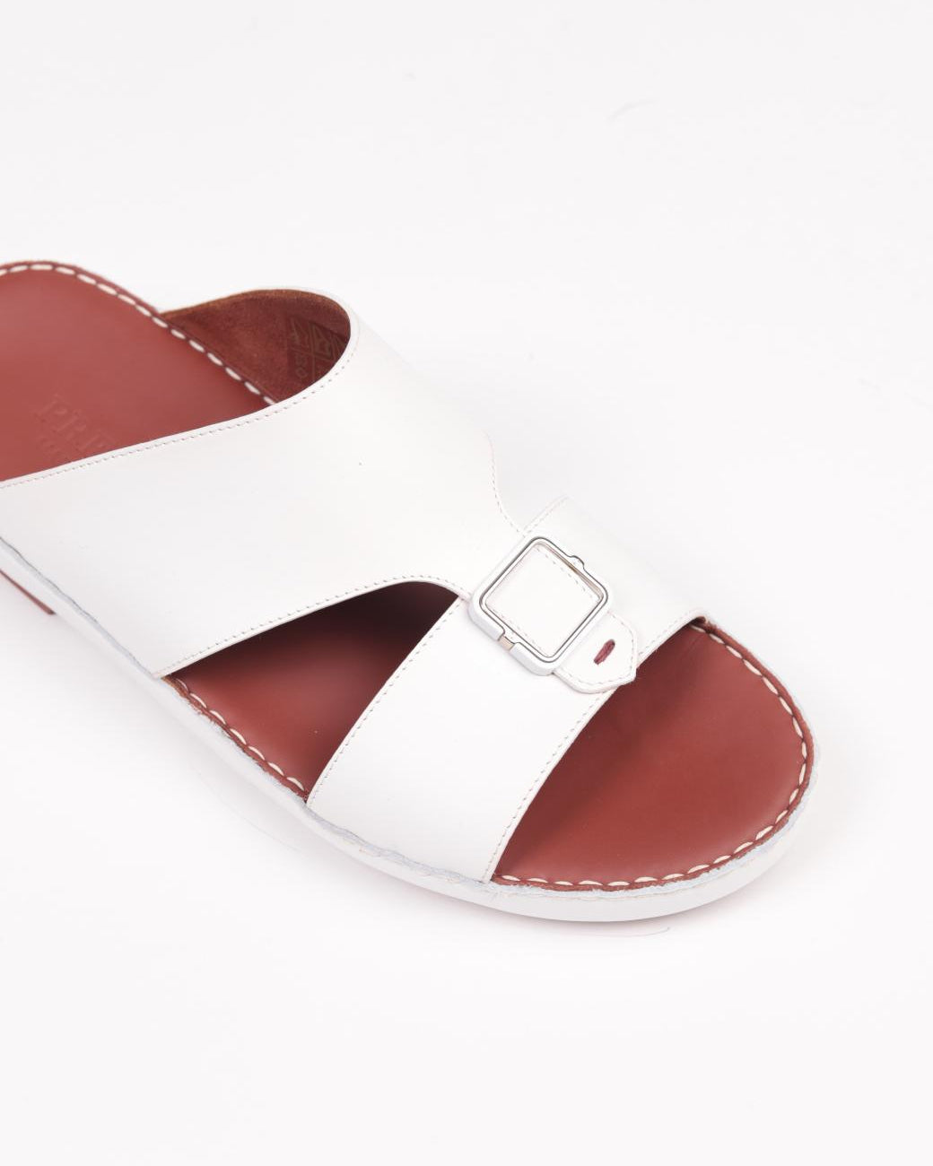 Premium men's sandals in the UAE, crafted from genuine Italian and natural leather.