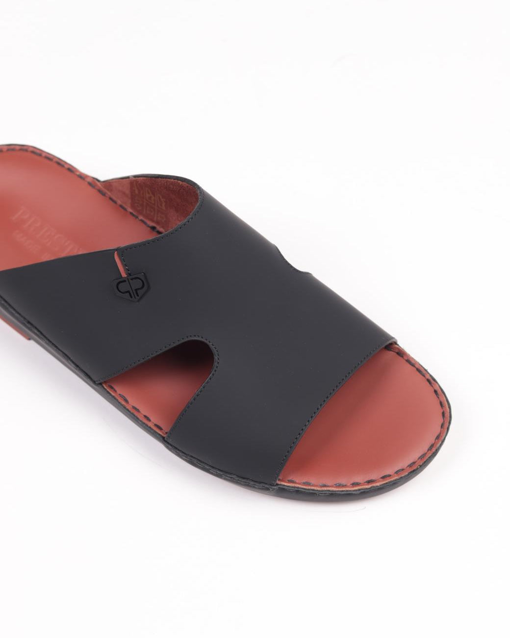 Premium men's sandals in the UAE, crafted from genuine Italian and natural leather.