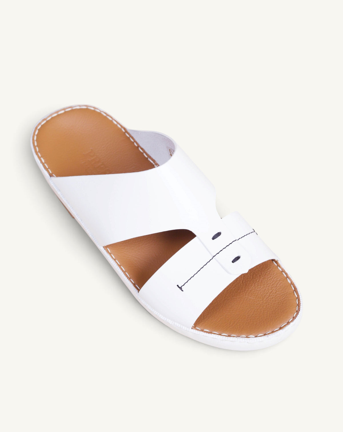 P3304  CARACTERE NC WHITE