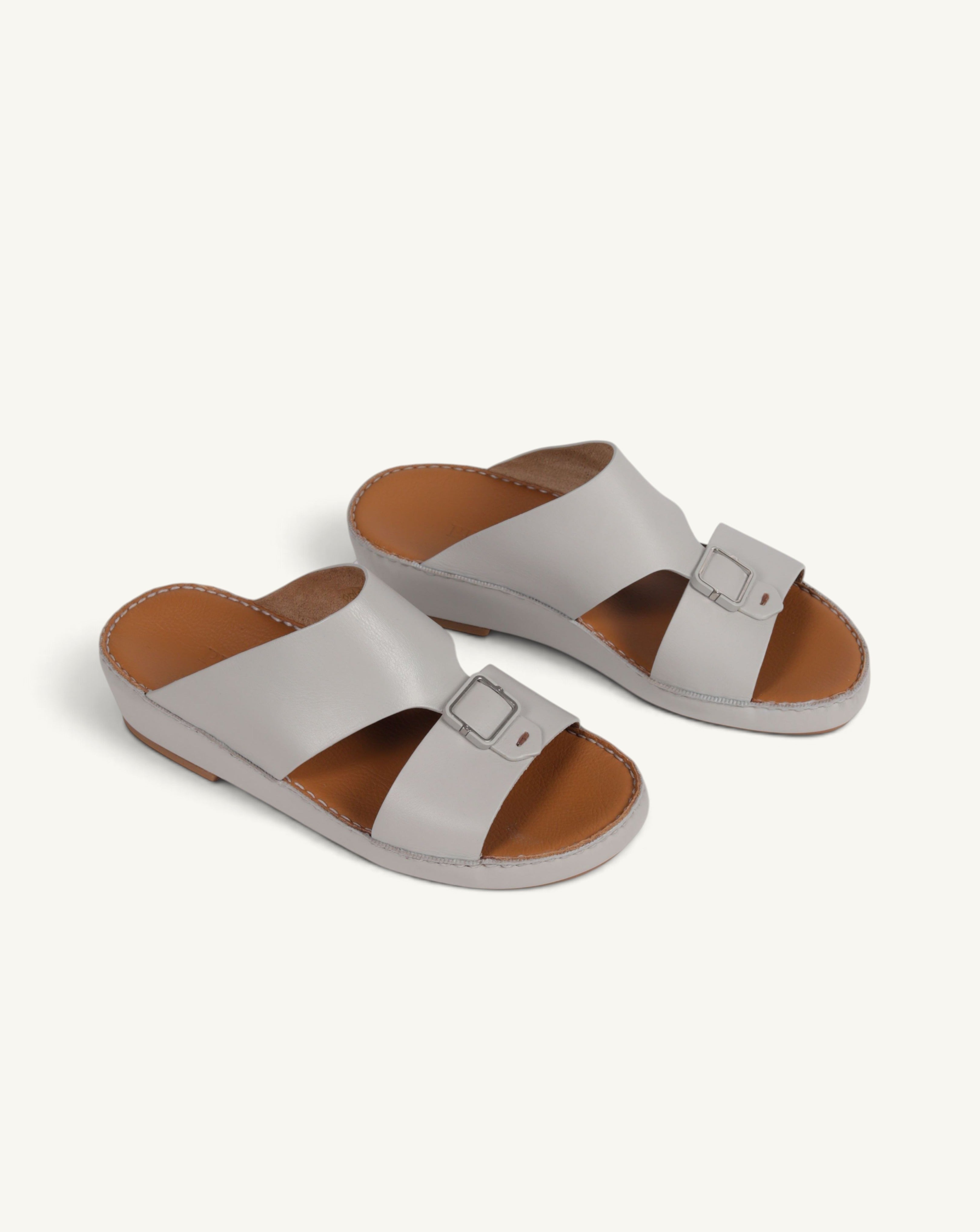 P1493 LEGACY NC PERLA
