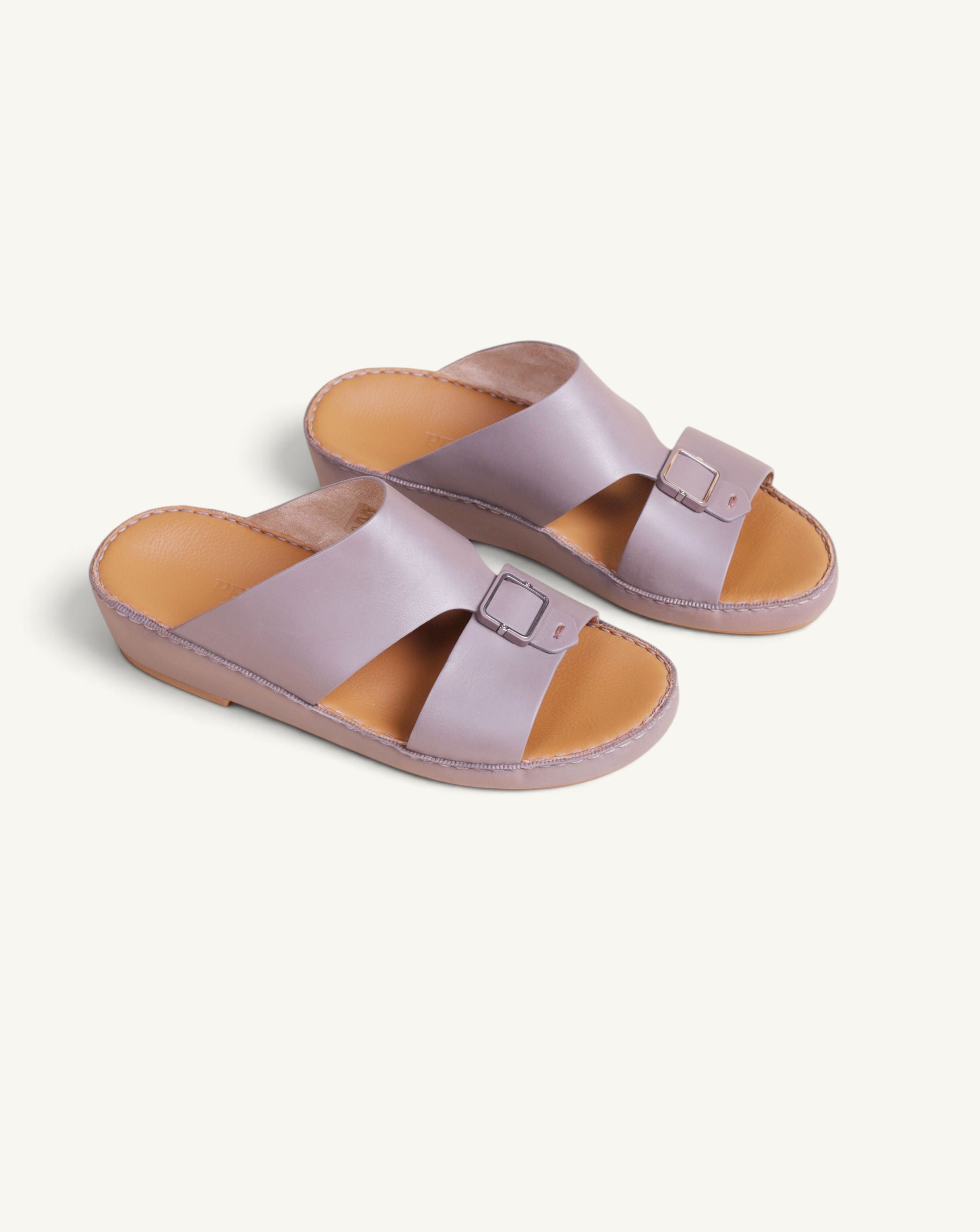 P1493 LEGACY NC TAUPE