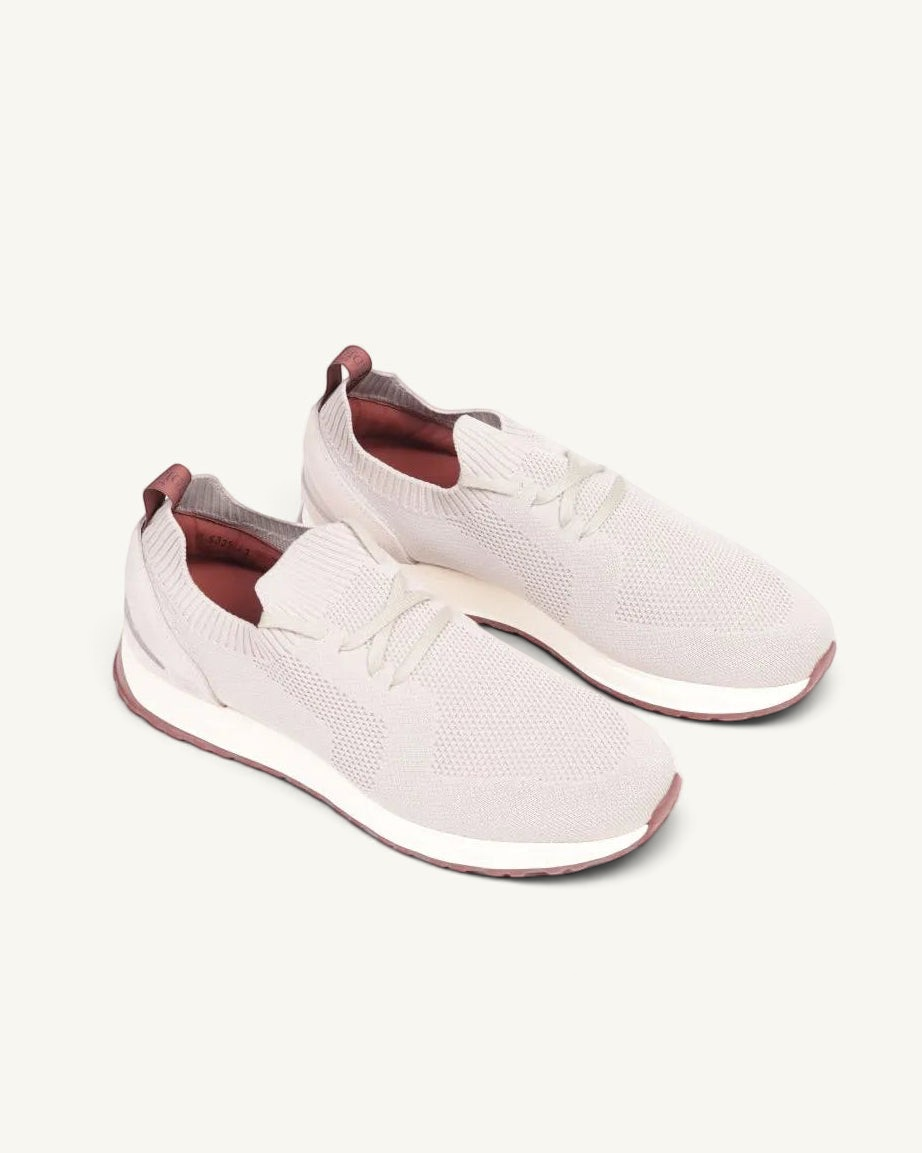 Prestige XLR Maverick beige knit sneakers with a comfortable slip-on design and contrasting mauve trim