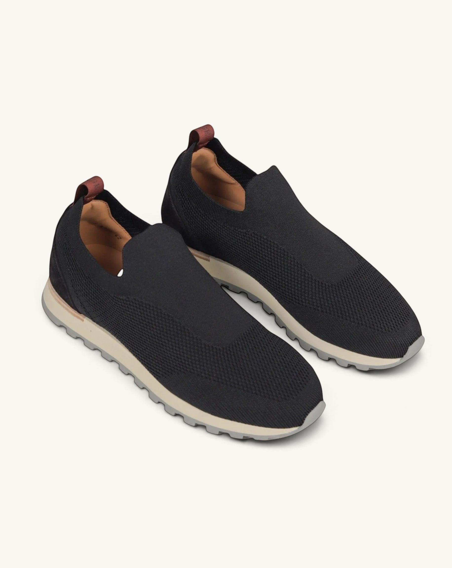 Prestige PS-U5316 Flexy Active black slip-on sneakers with a textured knit upper and a thick beige lug sole.
