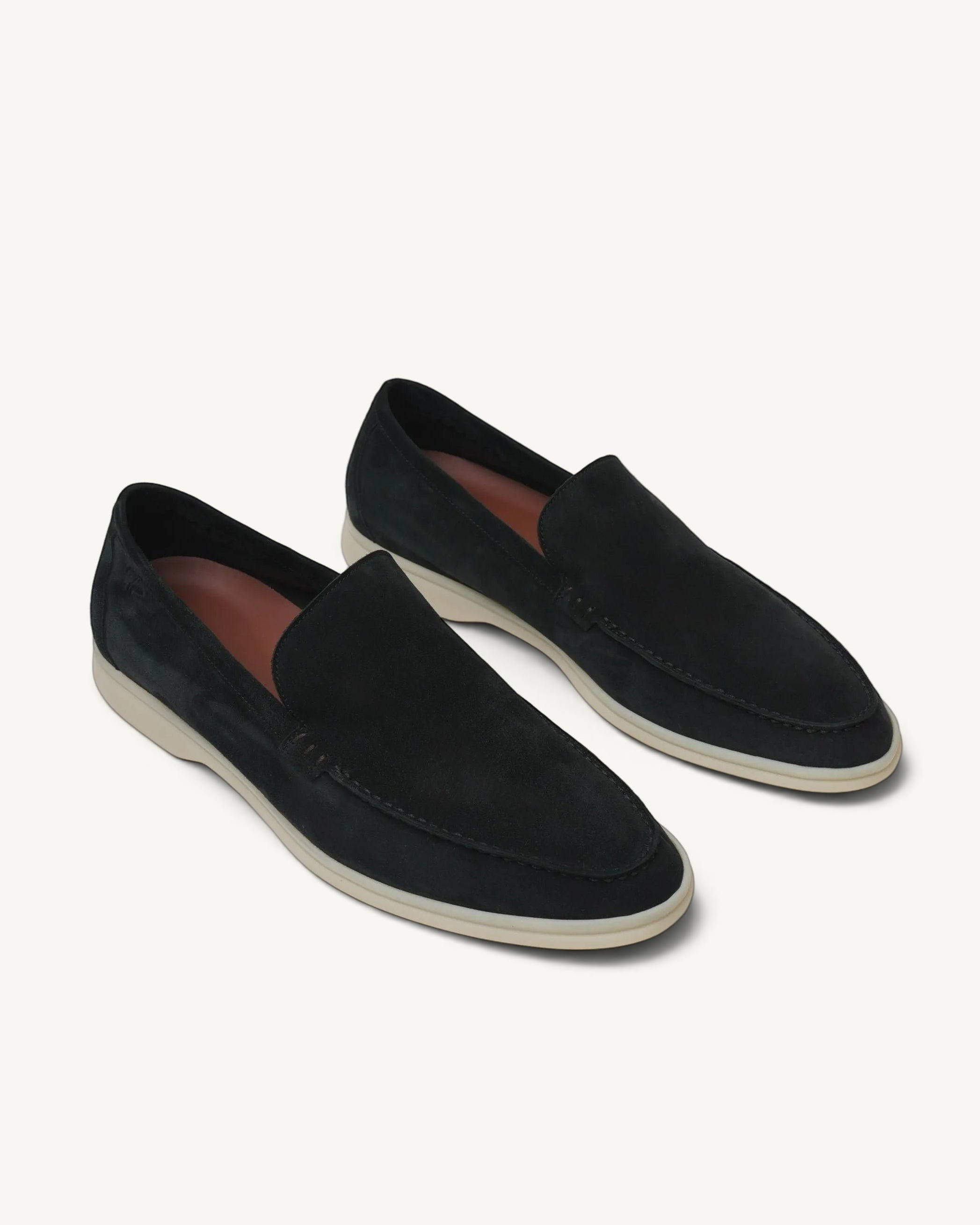 Prestige PSM092S black suede loafers with a comfortable white rubber sole, featuring a classic slip-on design.