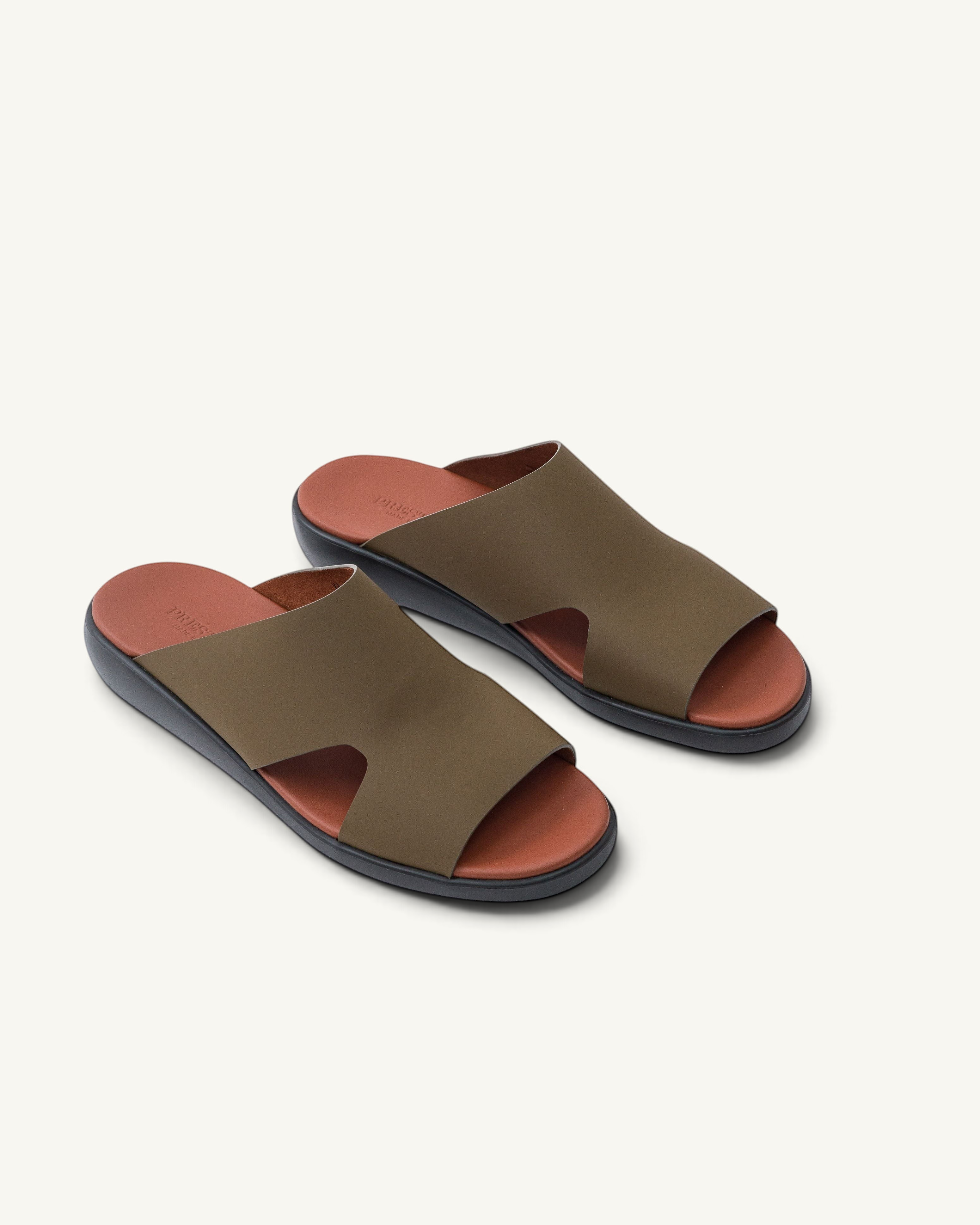 Prestige PG-XL5 Lord Gommato copper sandals featuring a wide olive strap and comfortable extra light sole