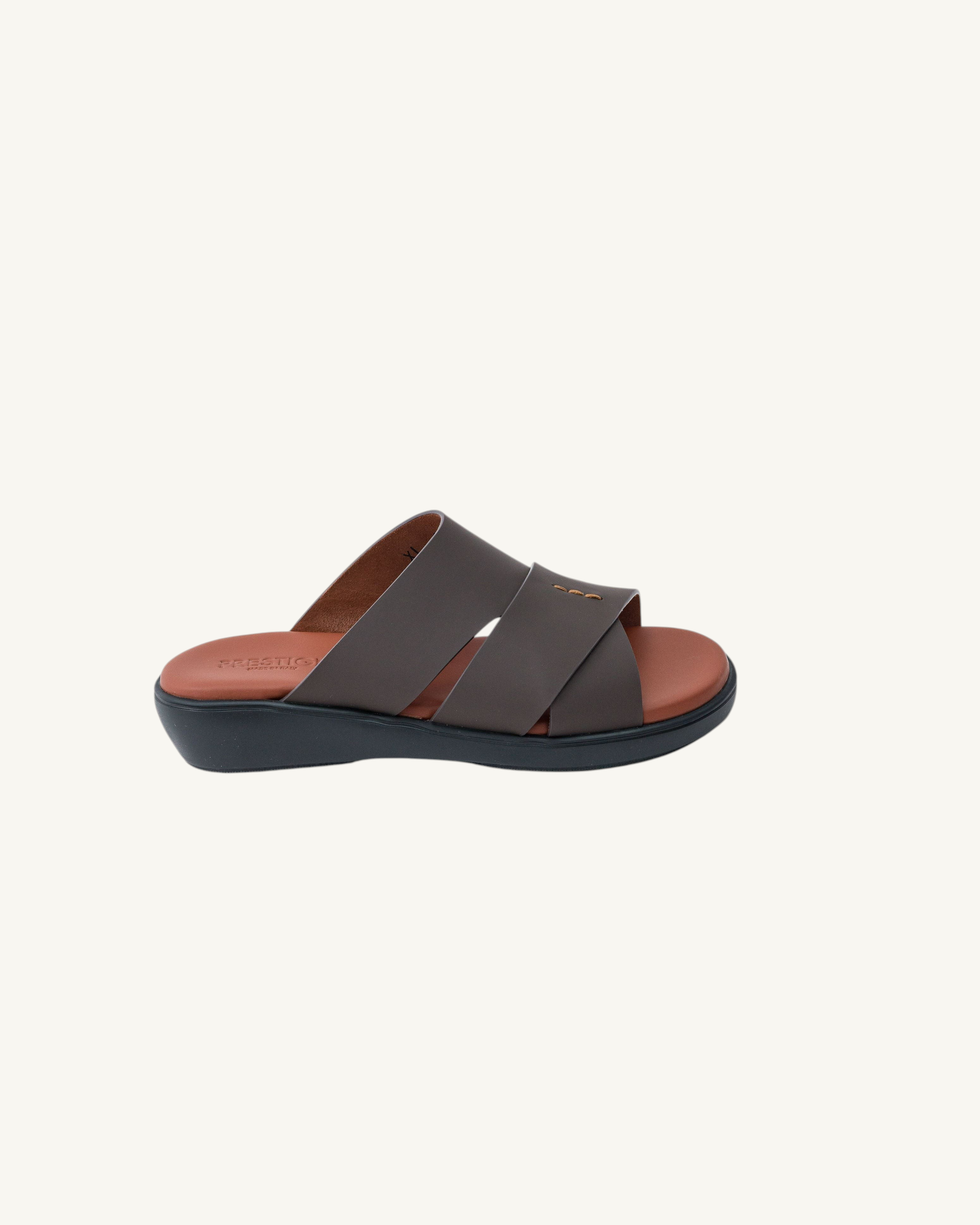 Prestige kids extra light cocoa brown gommato sandals with a comfortable footbed and cross-strap design.