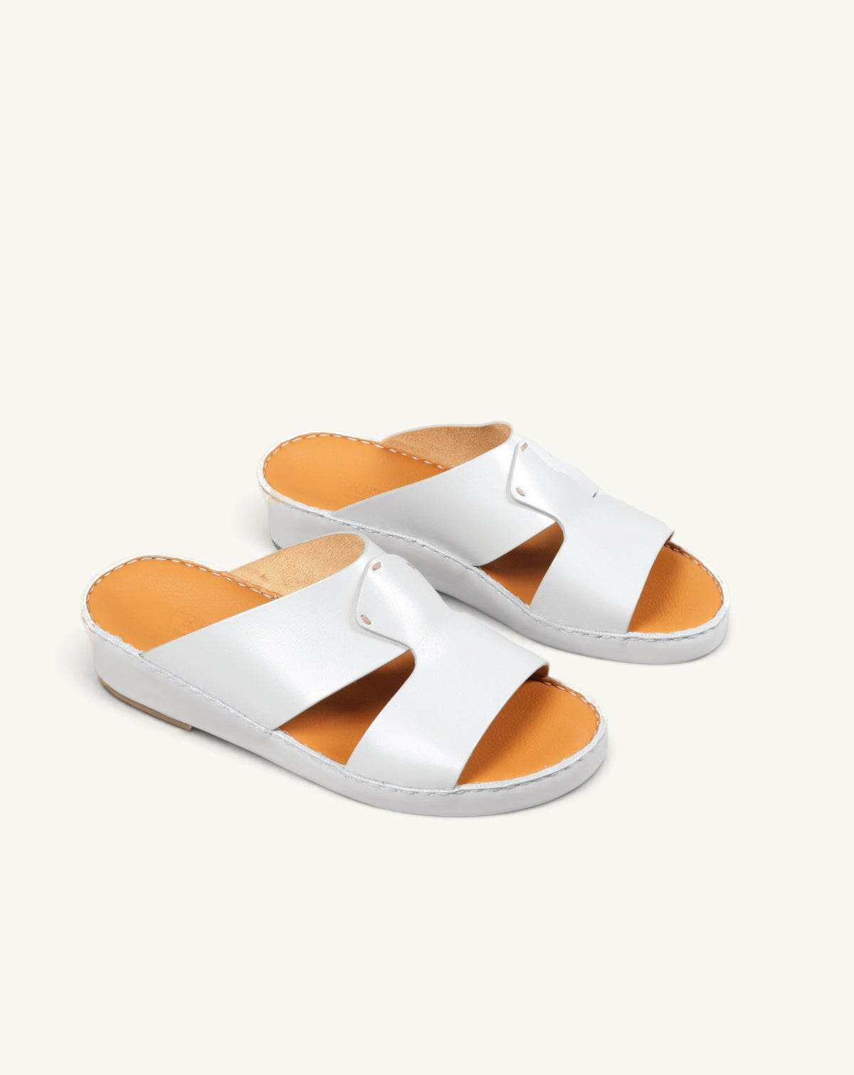 P4168 Heritage NC Light Grey