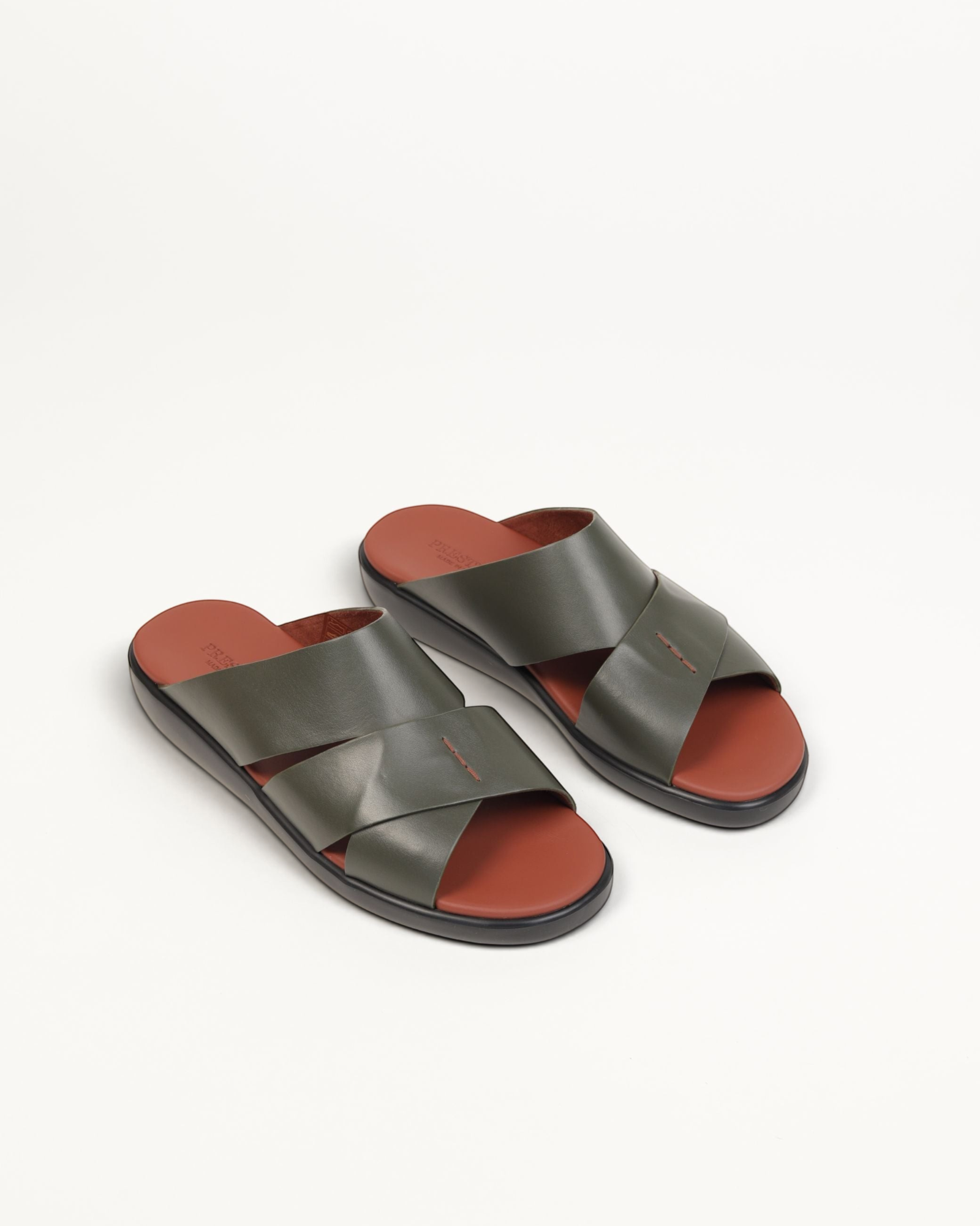 Prestige men's extra light sandals in verdone green soft nappa leather with a contrasting terracotta footbed.