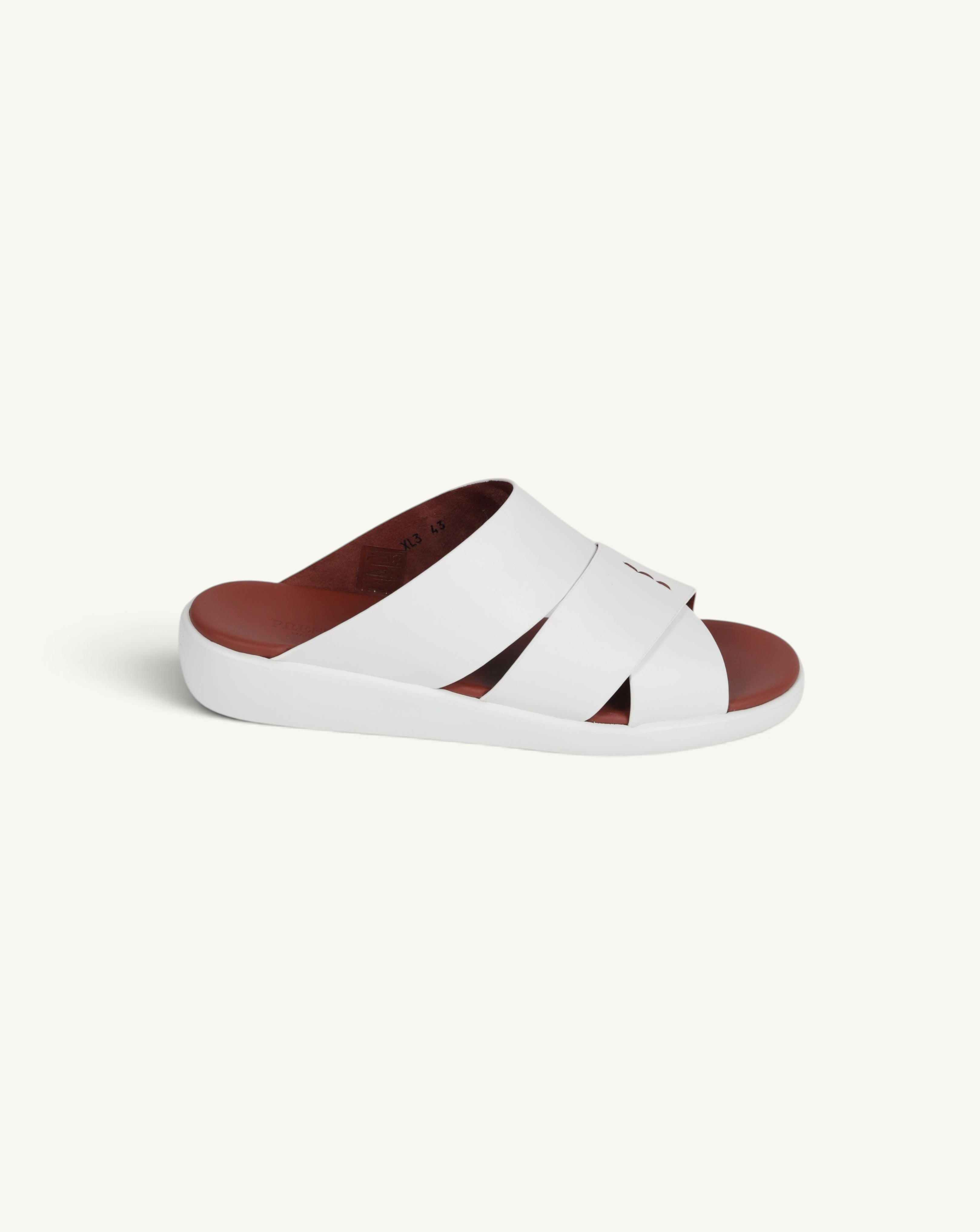 Prestige PG-XL3 Gommato white slide sandals with wide crossover straps and a contrasting brown footbed