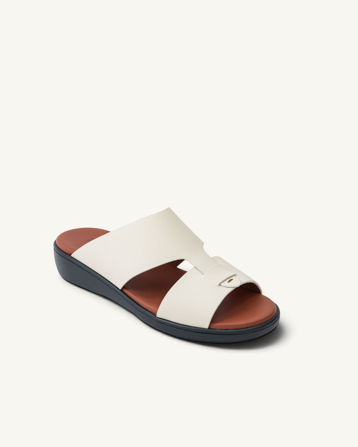 Prestige XL Classic sandals in milk white gommato leather with a comfortable brown footbed and dark sole.