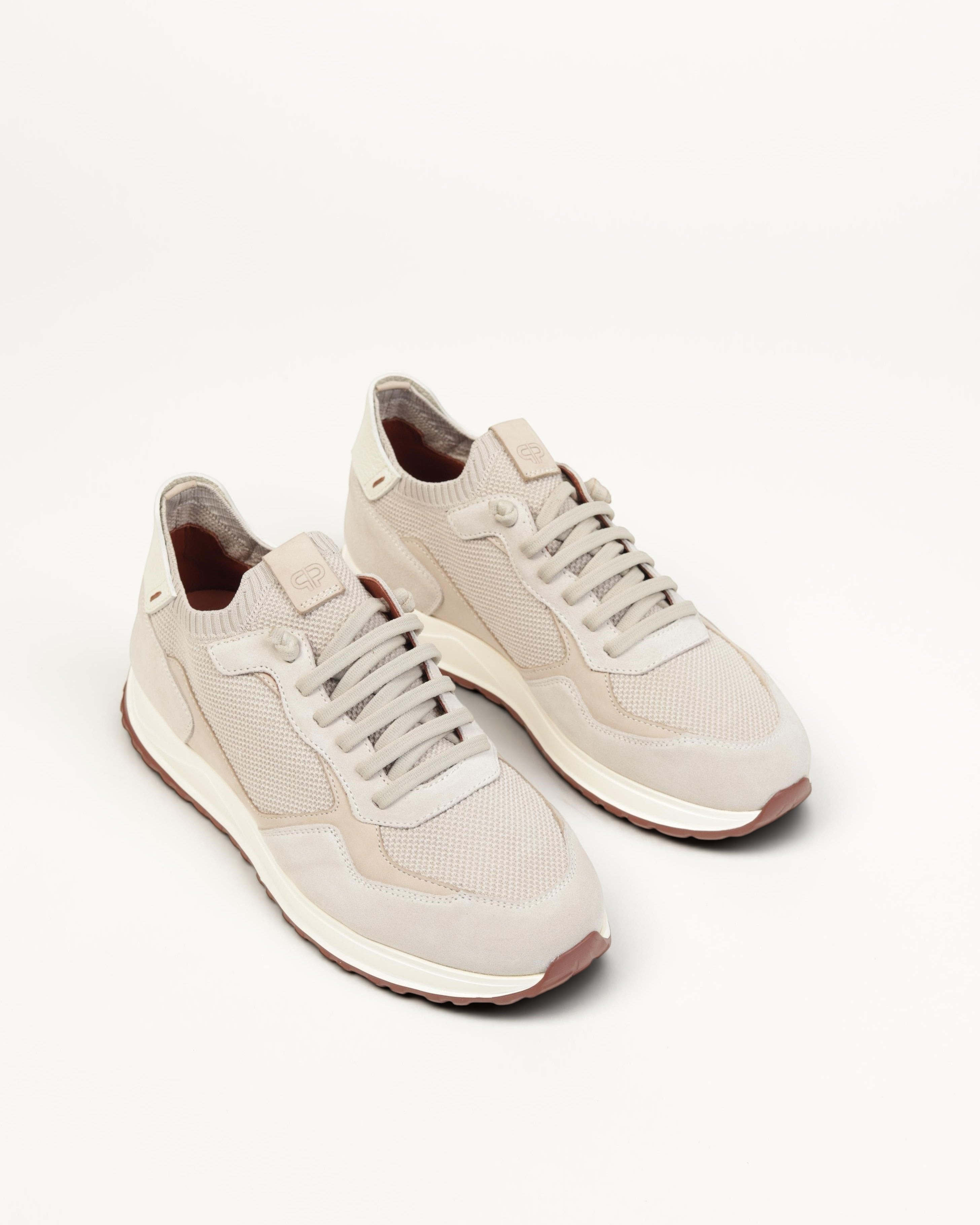 Prestige XLR Stars Walk XL beige sneakers featuring a mix of mesh and suede textures with a comfortable rubber sole.